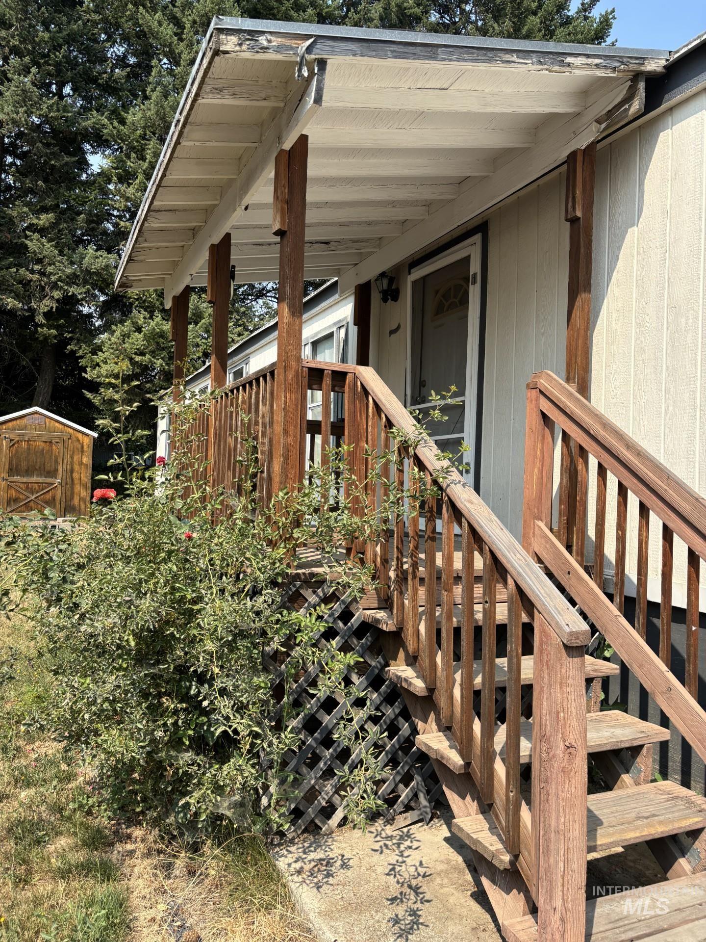 3175 Tomer Rd Property Photo 1