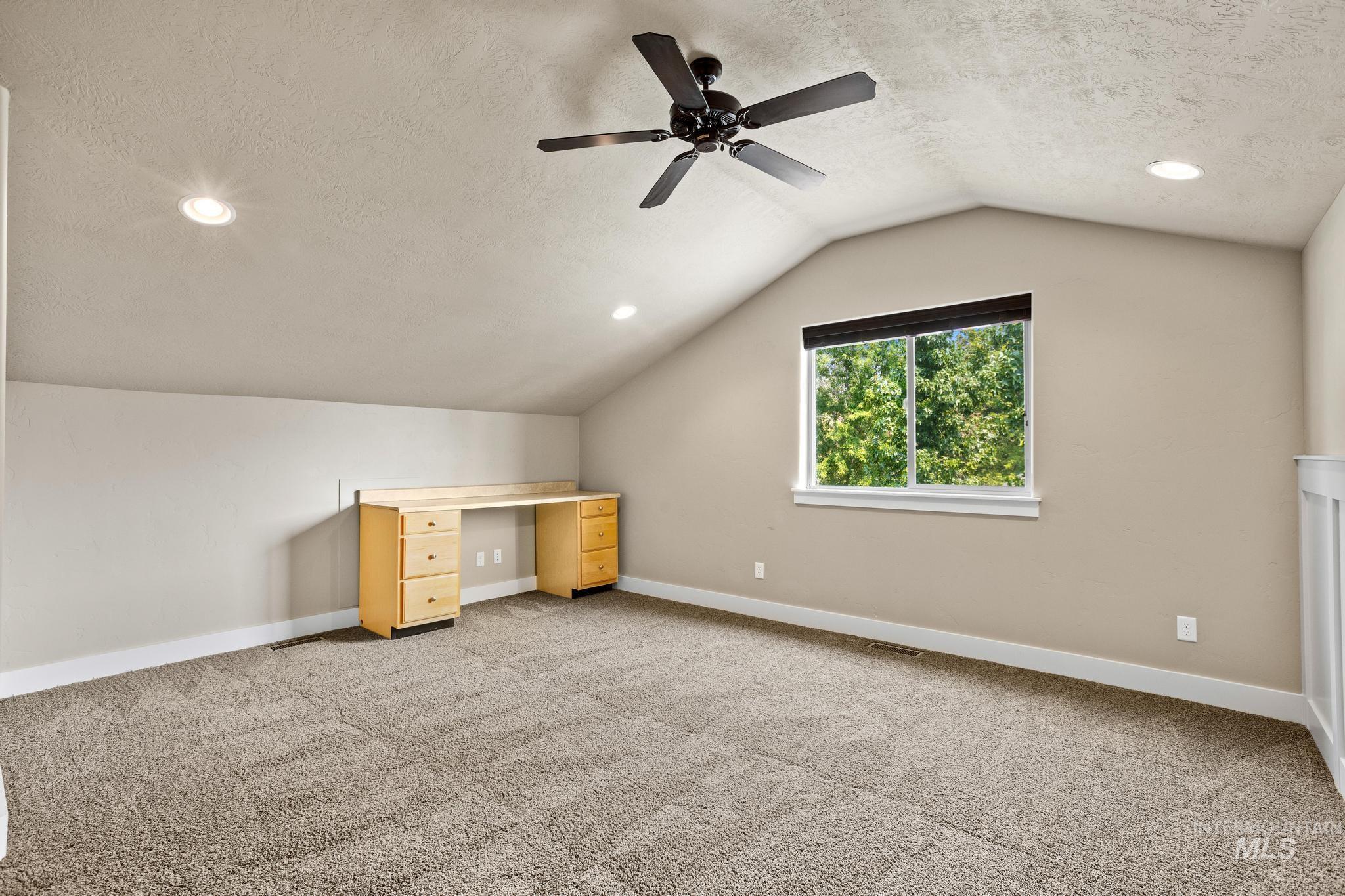 3640 E Granger Dr Property Photo 43