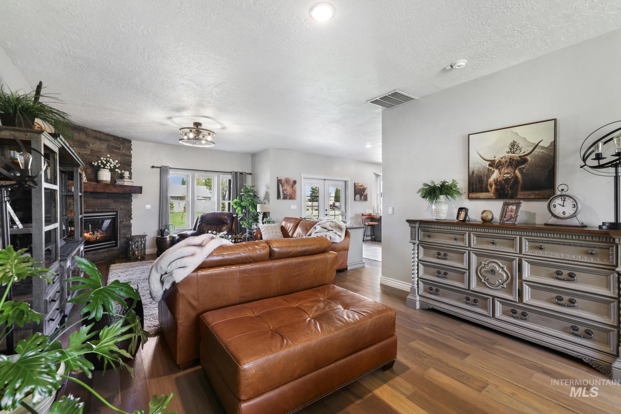 970 Nw Bluegrass Circle Property Photo 11