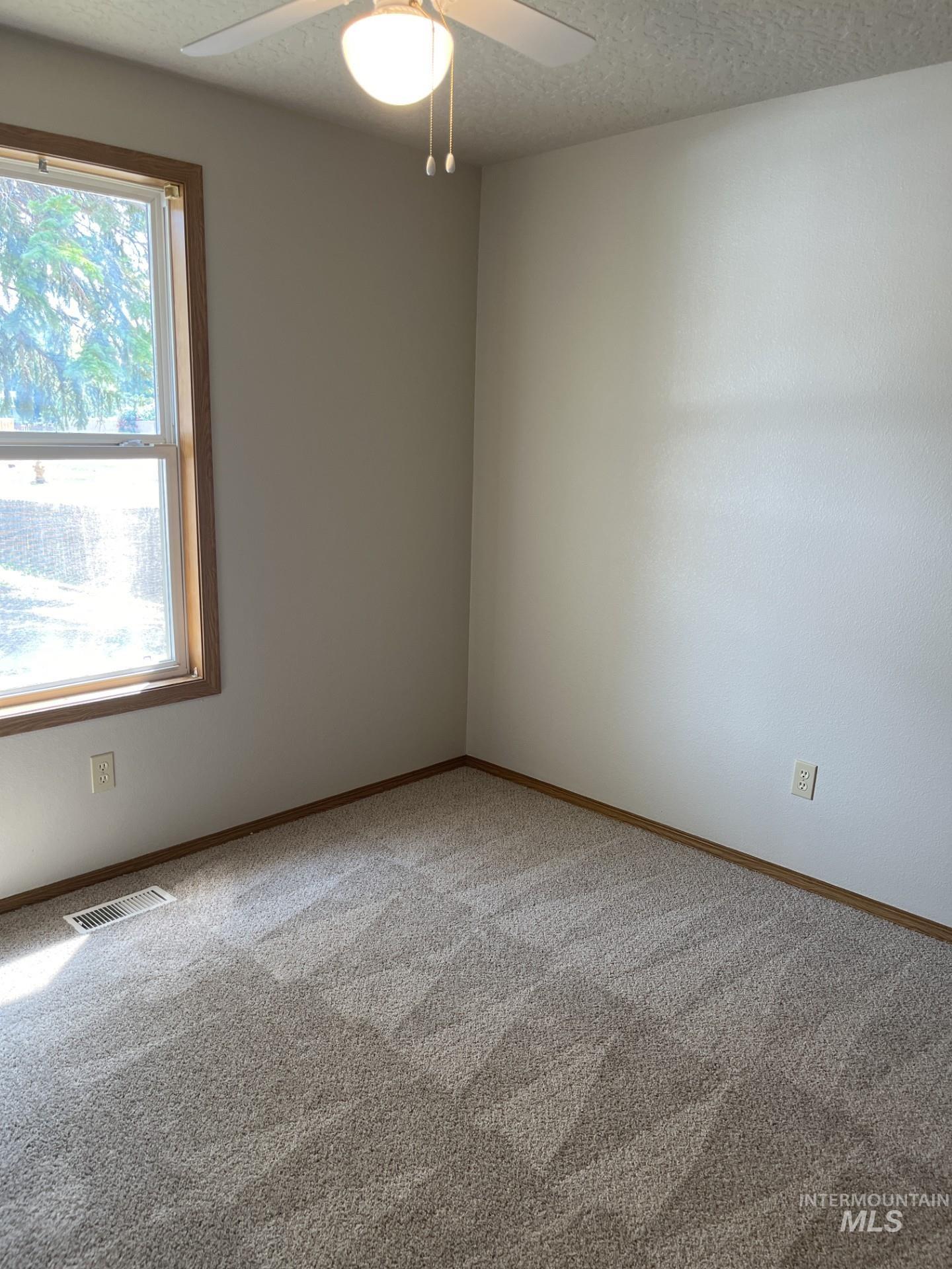 1801 Silver Dr Property Photo 16