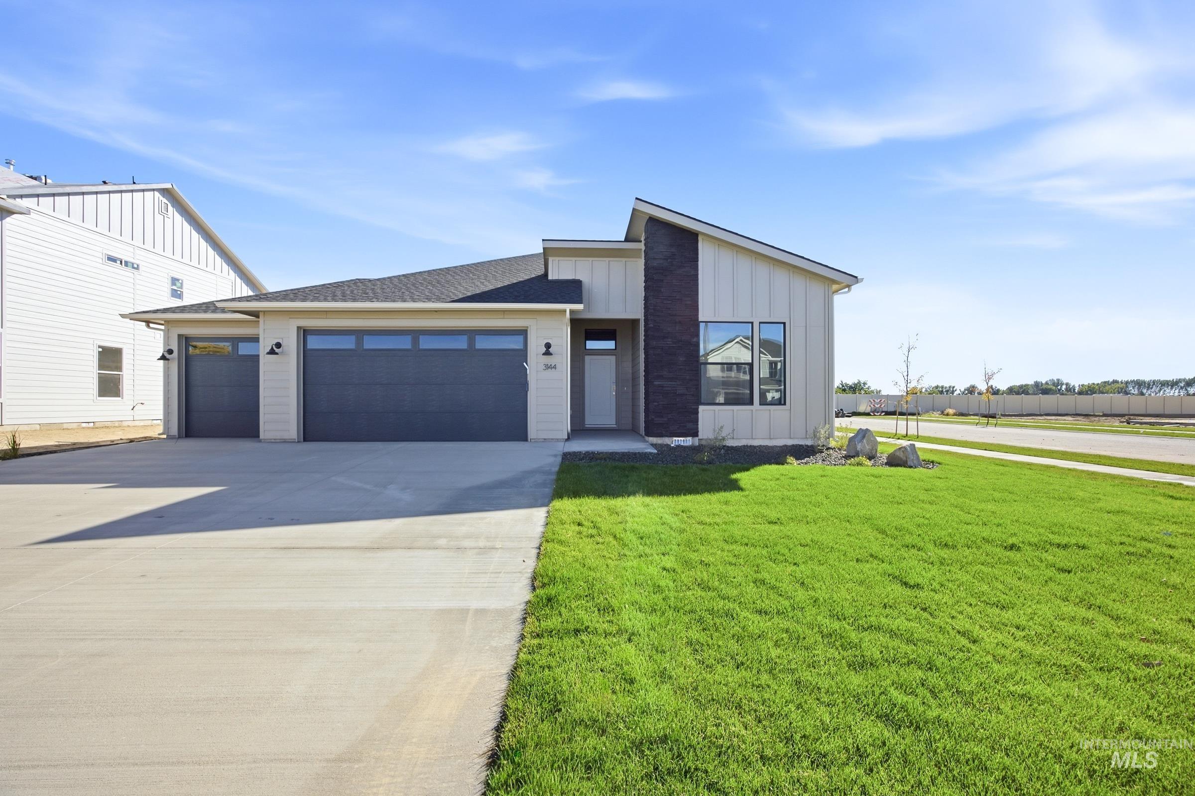 3144 N Porgy Way Property Photo 1