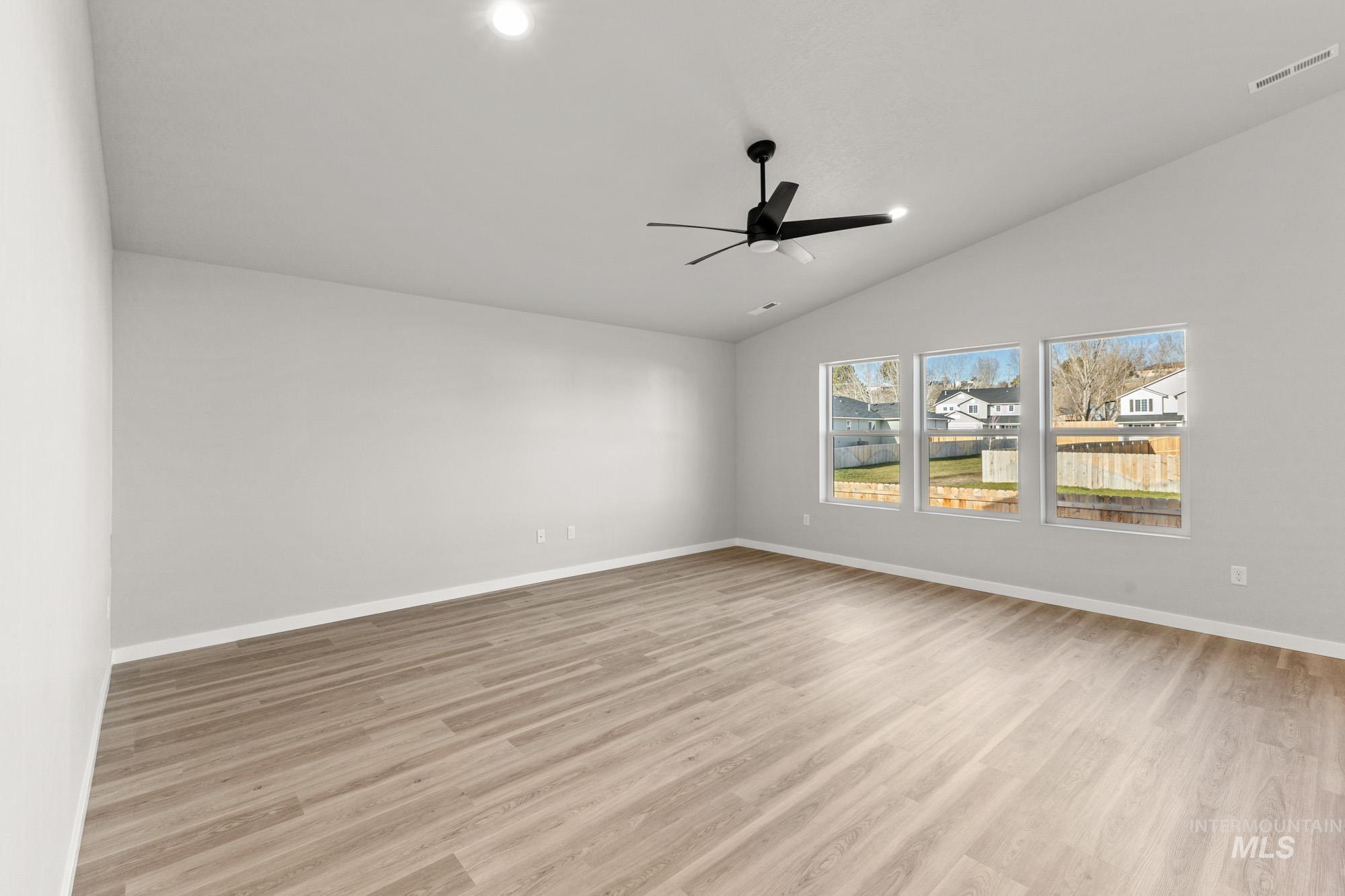 436 Merlin Ct Property Photo 6