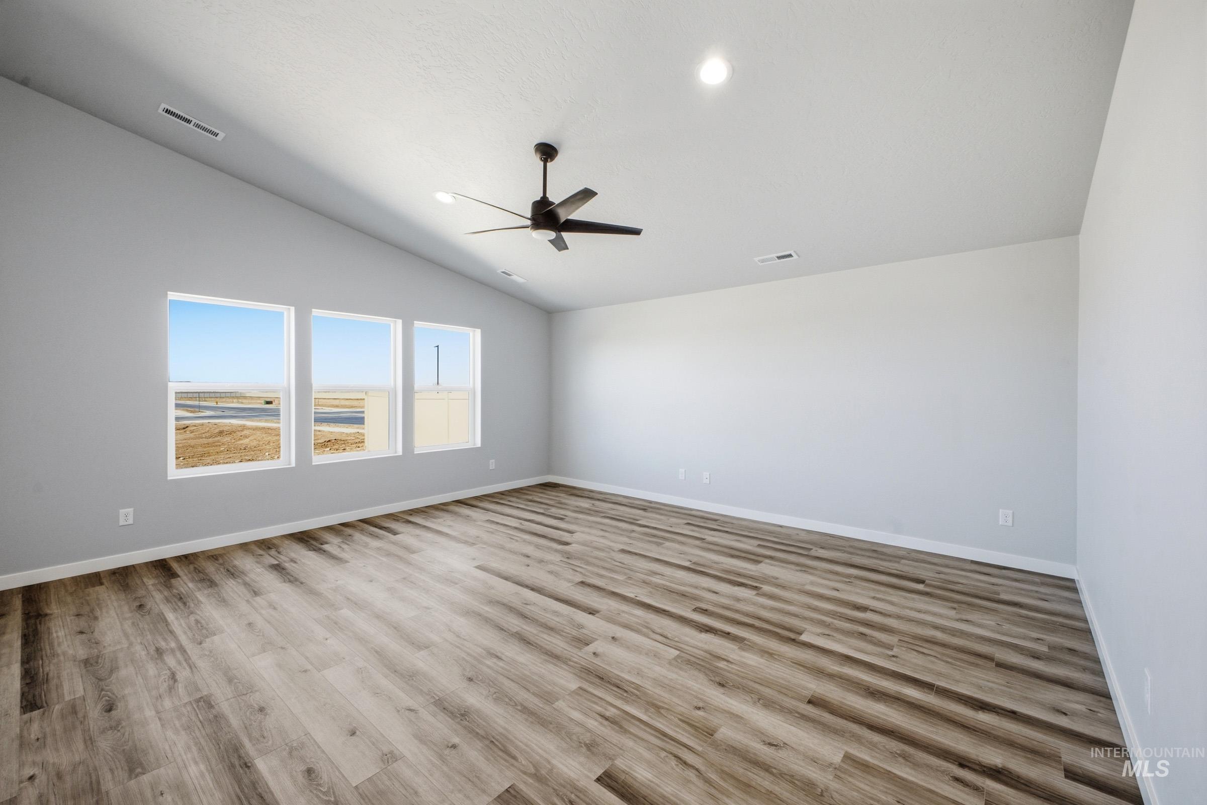 9360 W Blazing Star St Property Photo 6