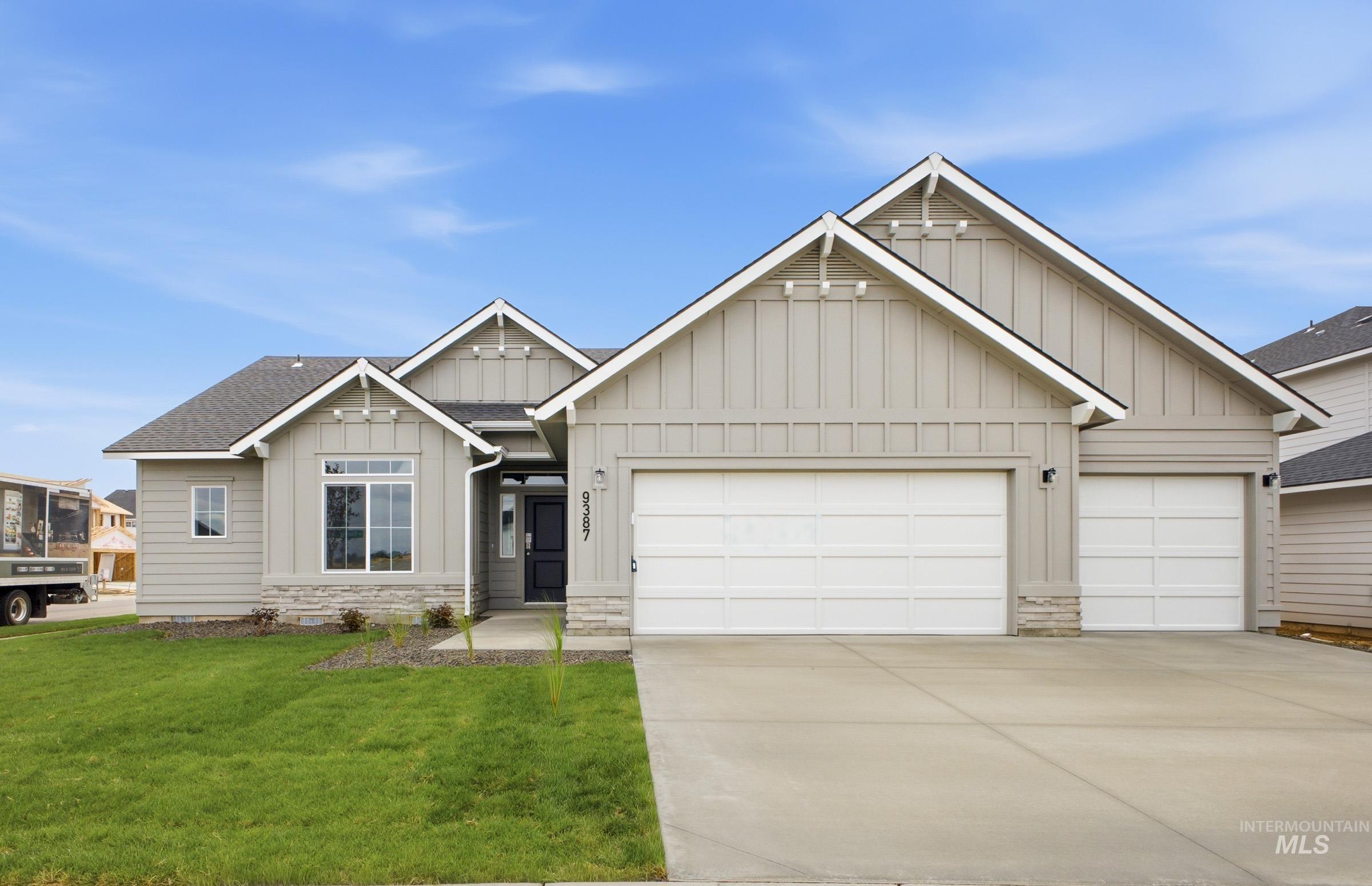 9387 W Blazing Star St Property Photo 1