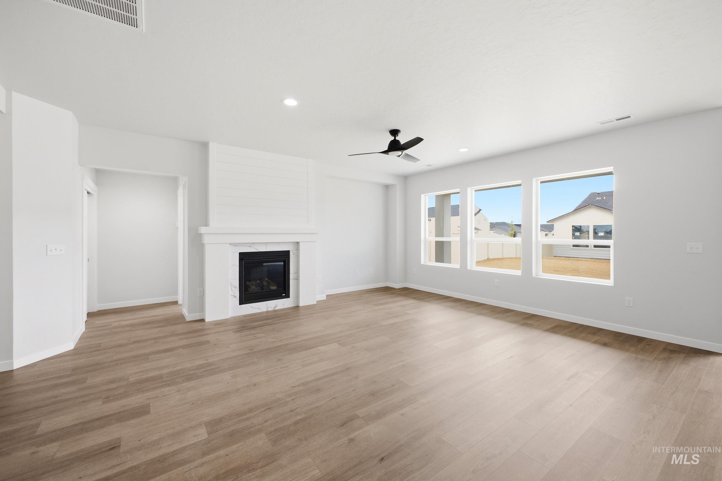 9387 W Blazing Star St Property Photo 7