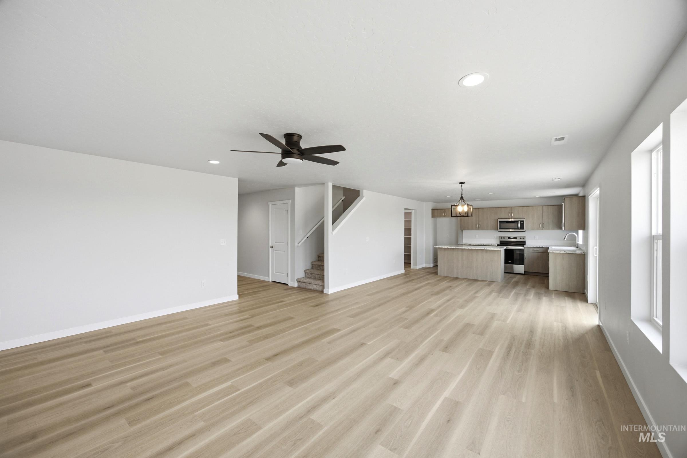 1649 Celina St Property Photo 10