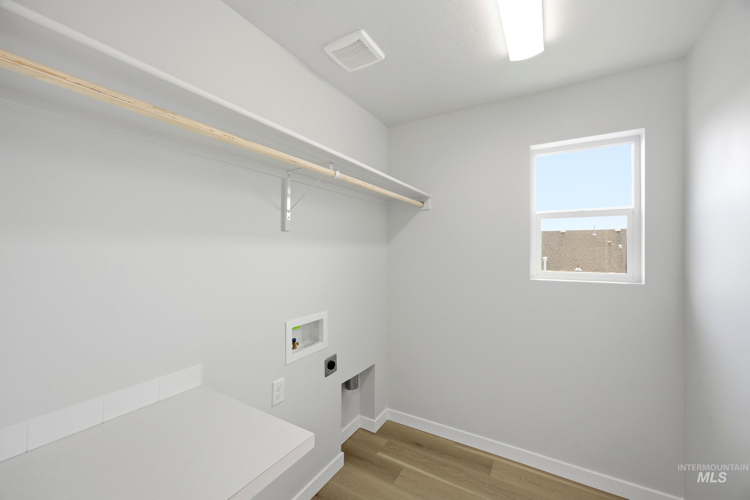 1649 Celina St Property Photo 18