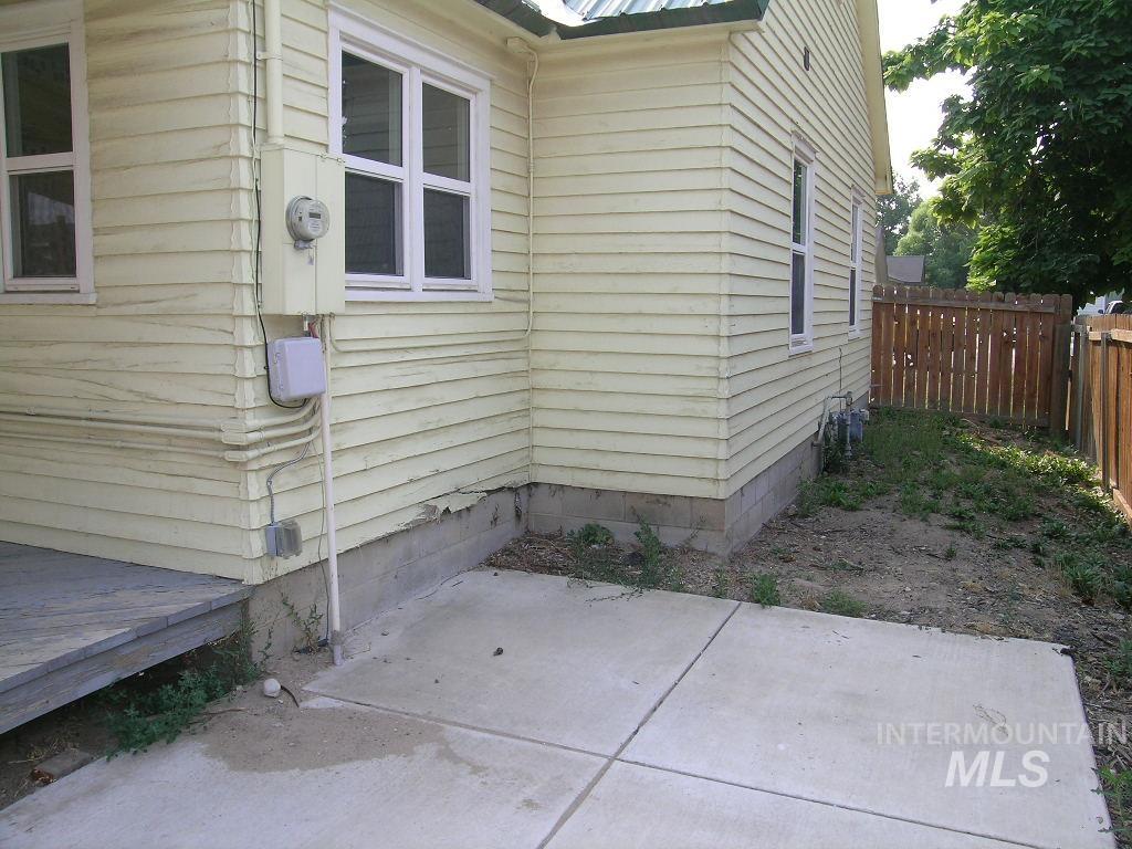 415 20th Ave N Property Photo 12
