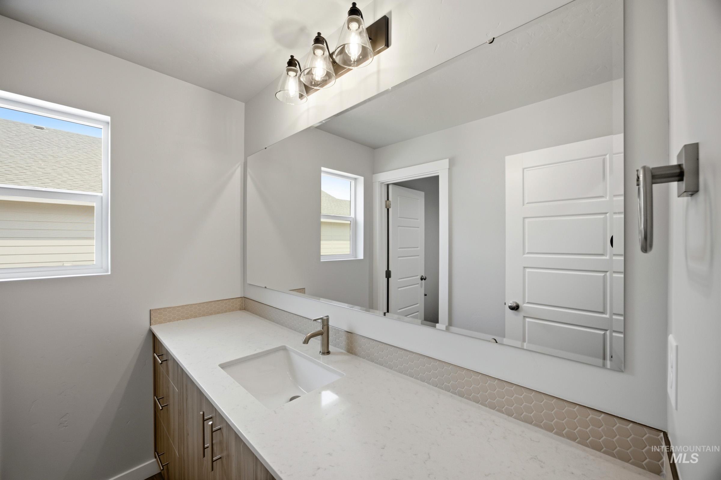 4937 S Bleachfield Ave Property Photo 14