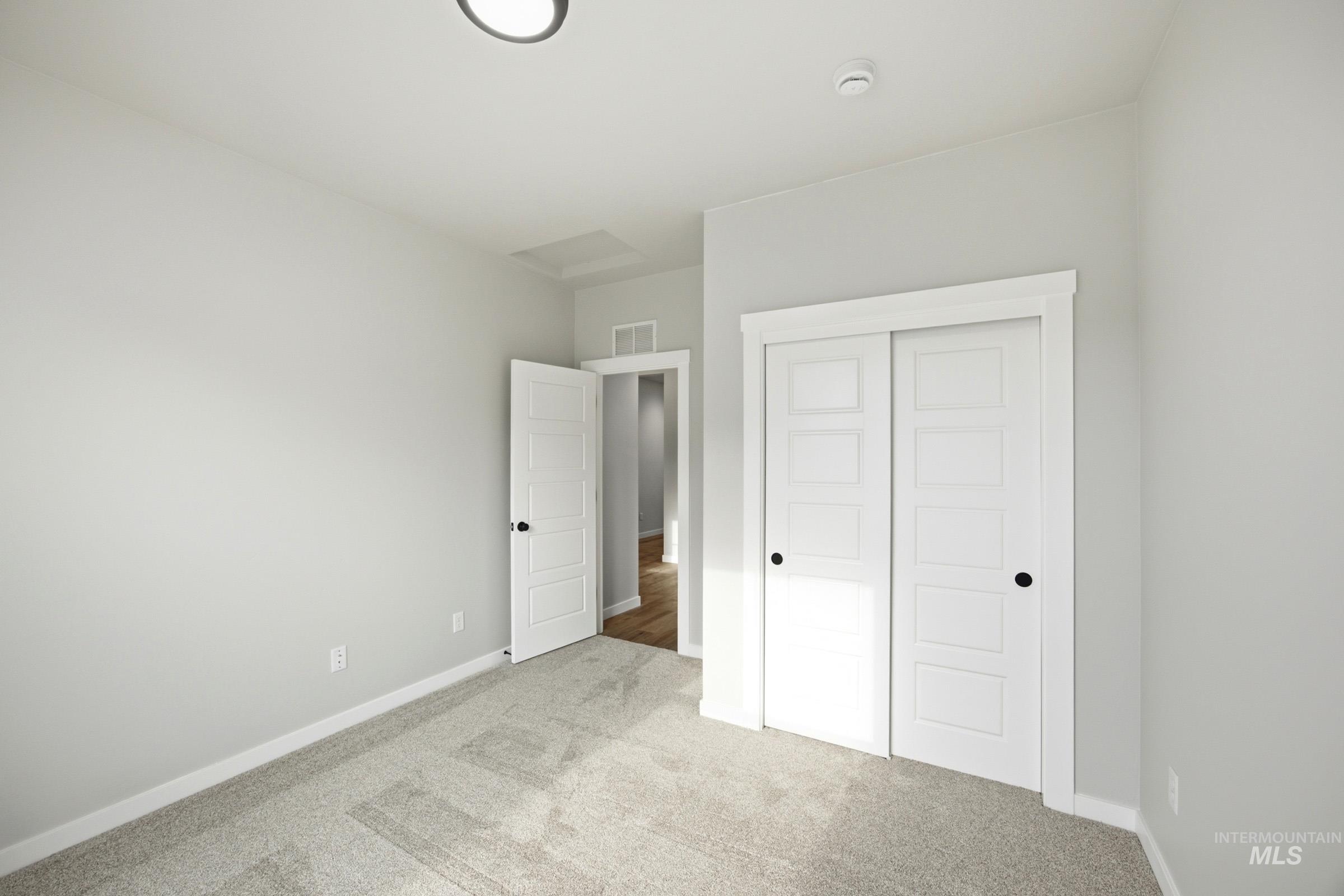 5043 S Bleachfield Ave Property Photo 12