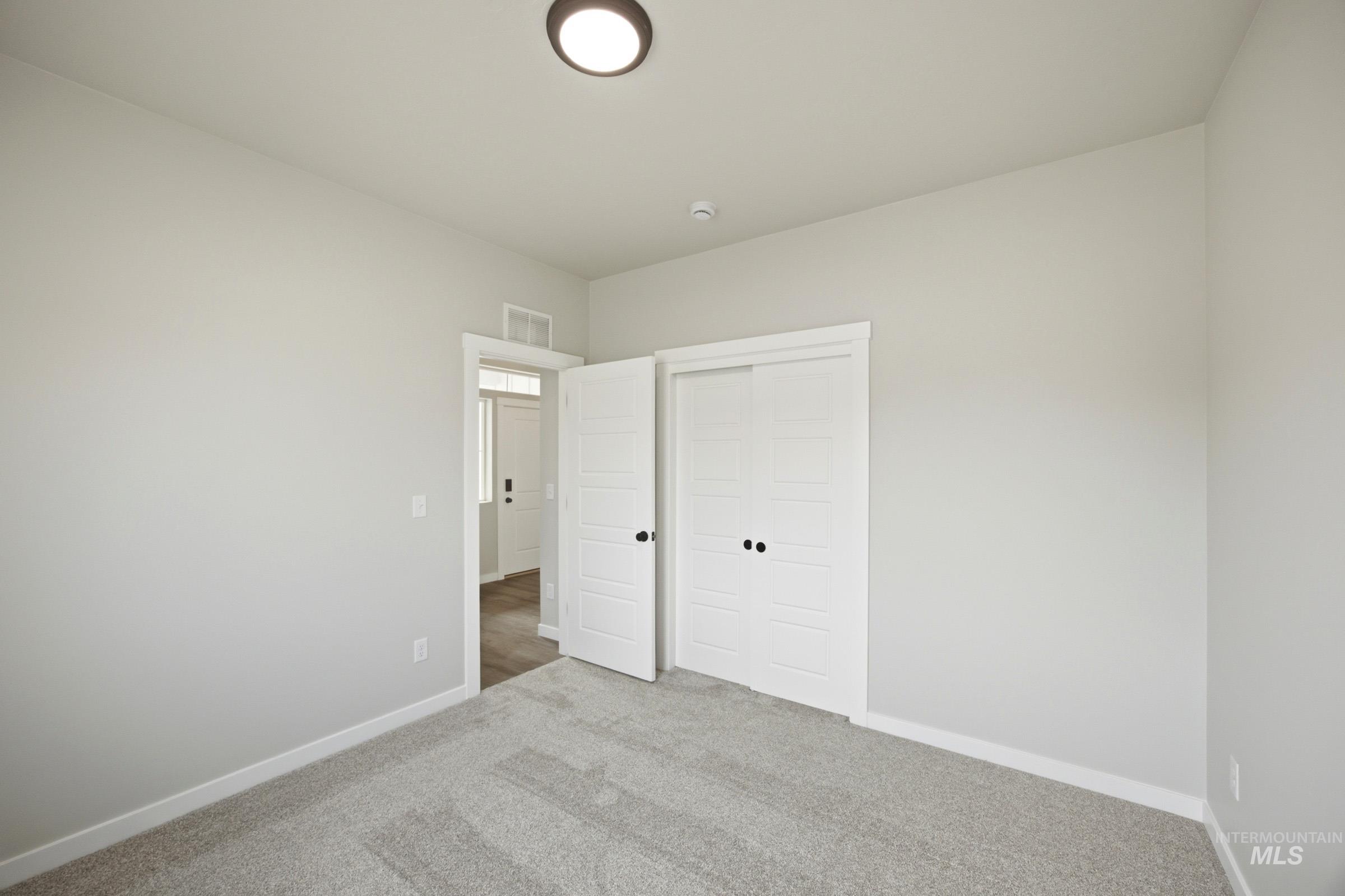 5043 S Bleachfield Ave Property Photo 14