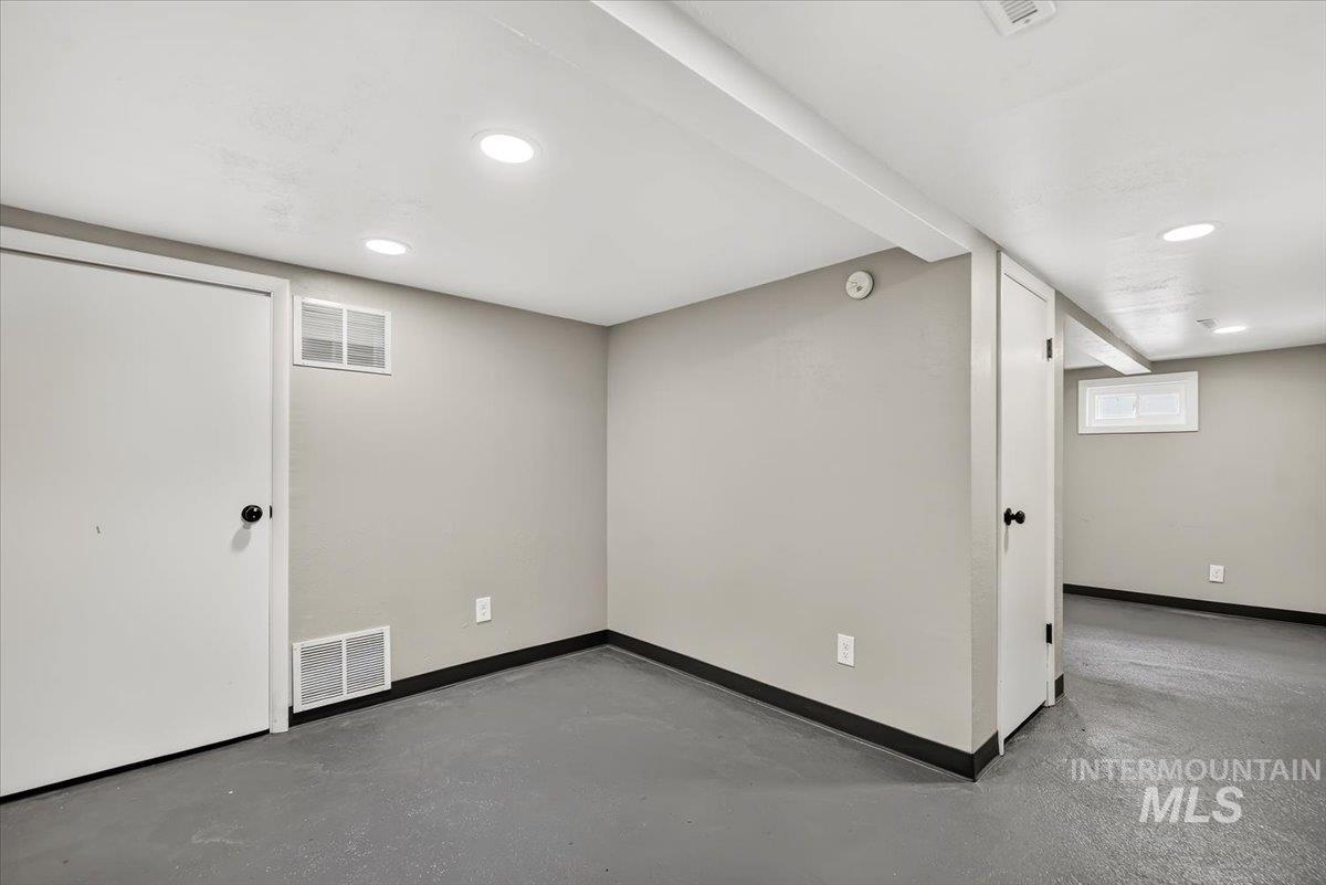 1917 S Atlantic St Property Photo 27