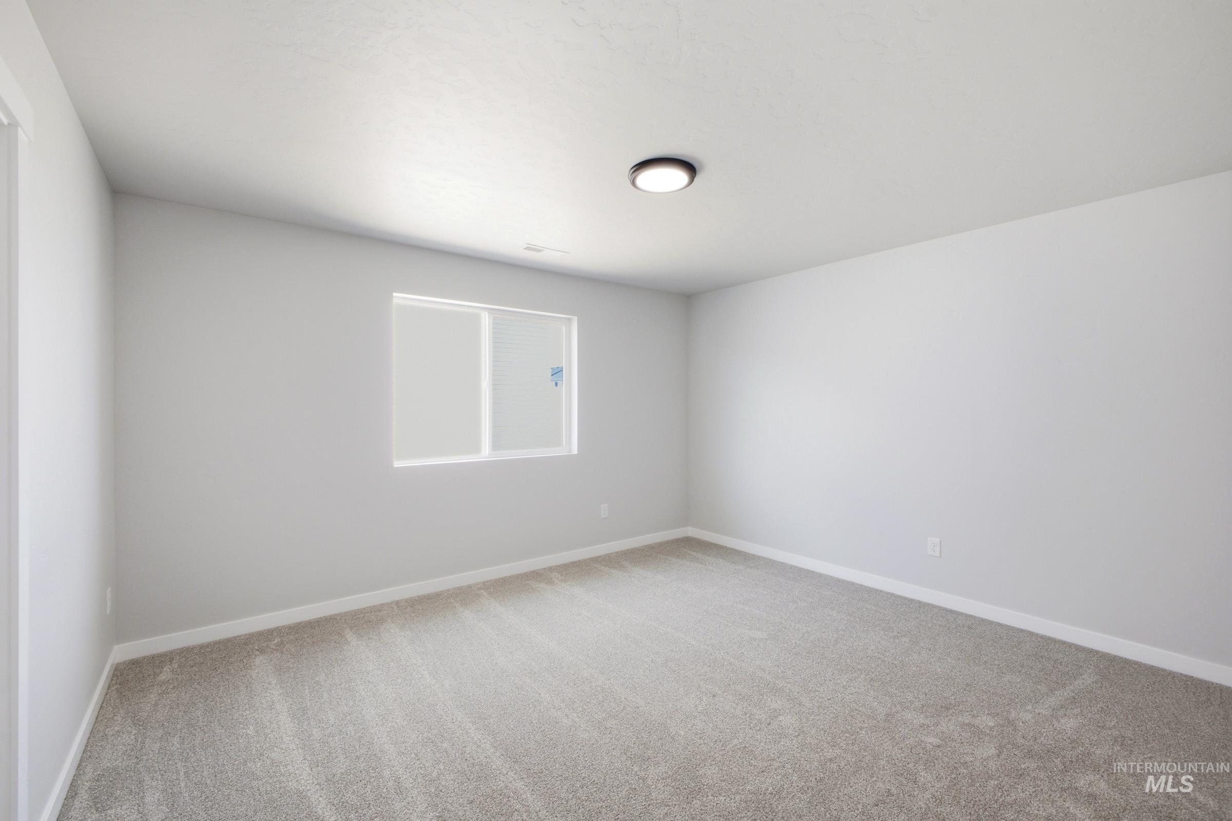 2292 W Red Jasper Dr Property Photo 15