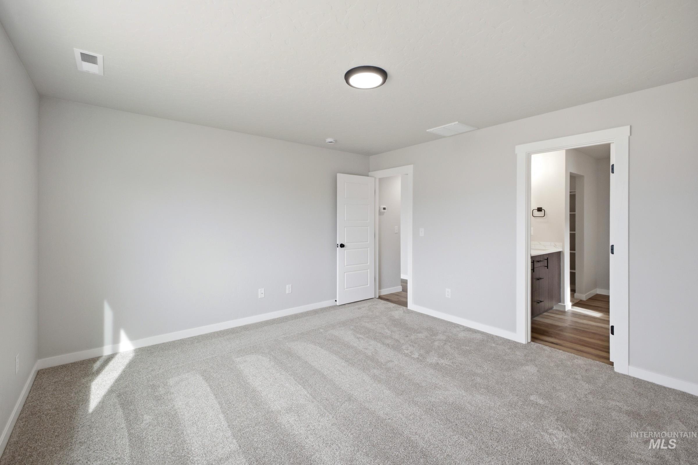 2399 W Red Jasper Dr Property Photo 18