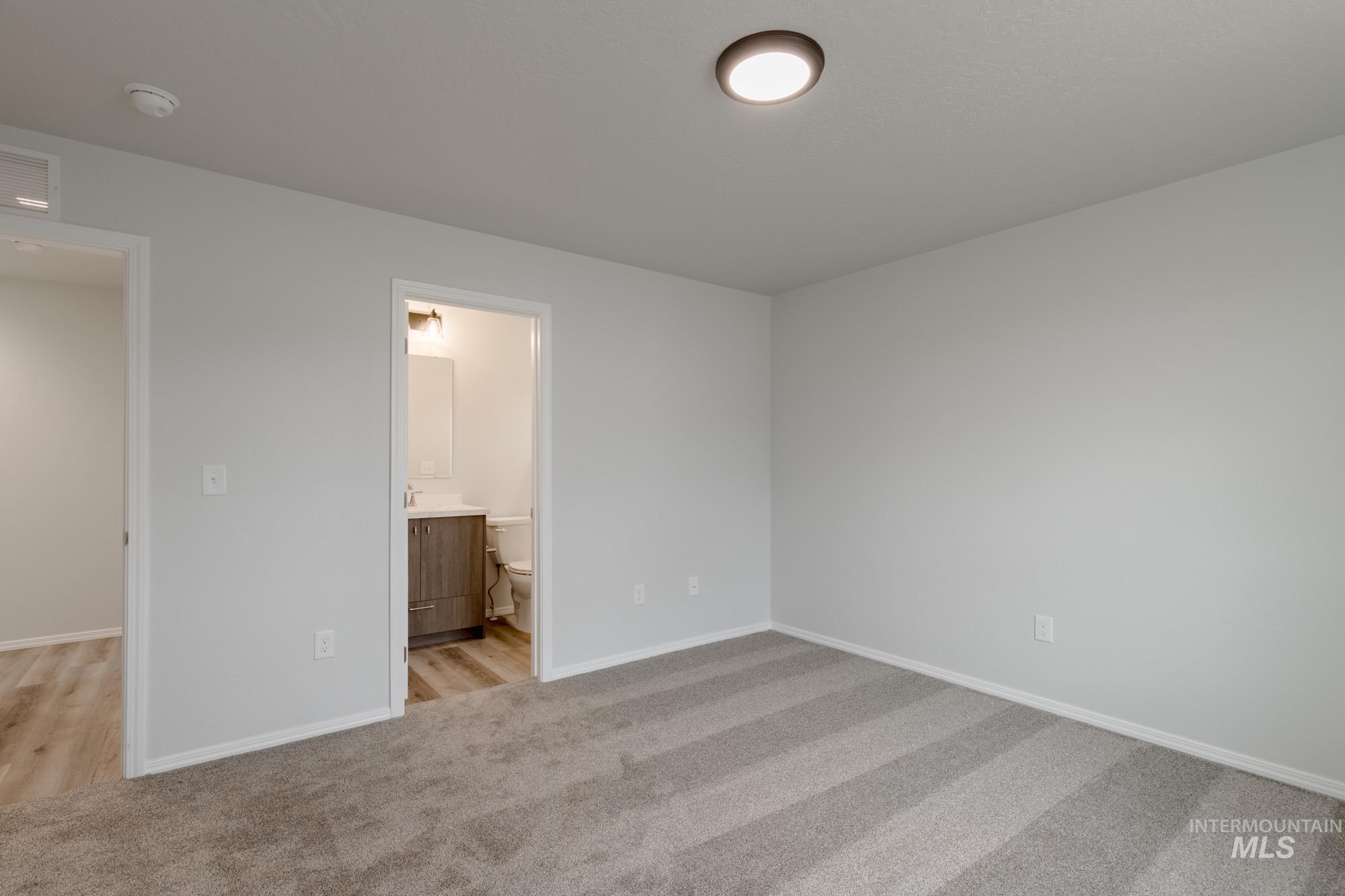 2514 W Tar Sands Dr Property Photo 15
