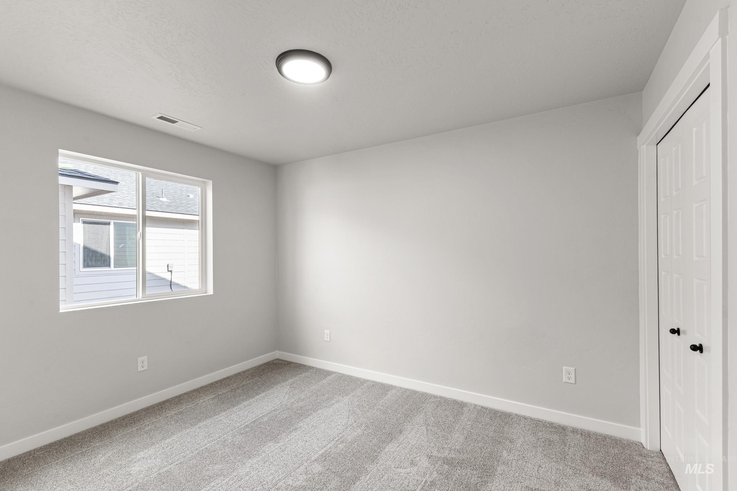 2536 W Tar Sands Dr Property Photo 11