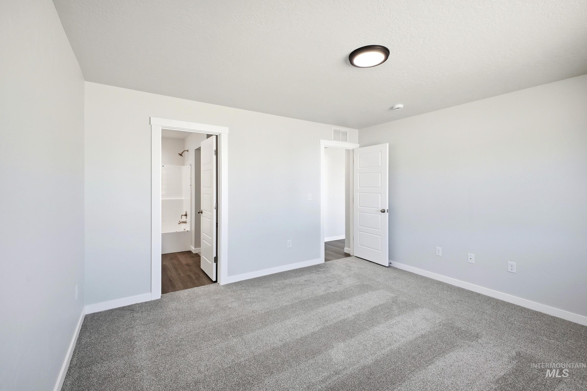 2536 W Tar Sands Dr Property Photo 16