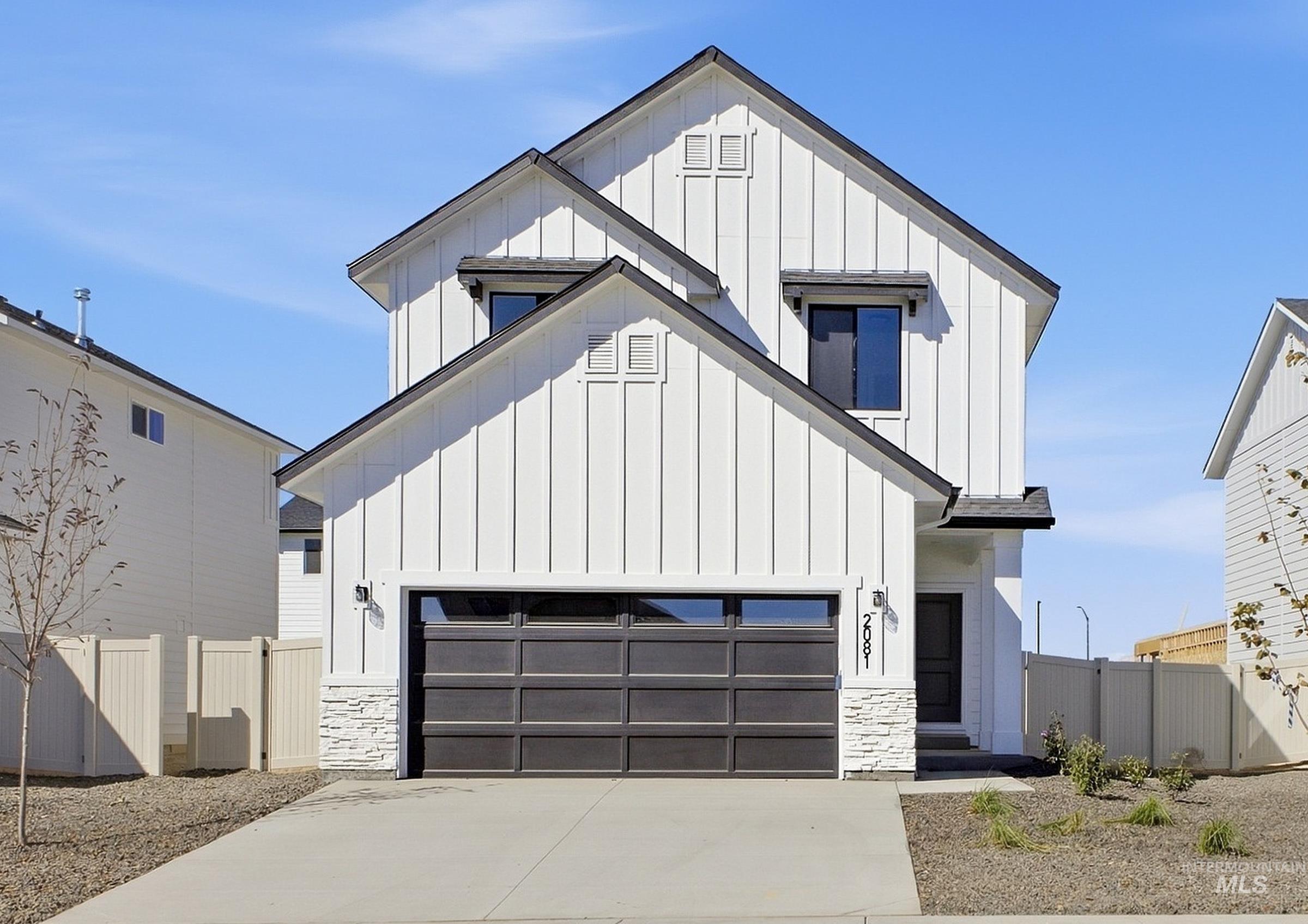 2081 S Summerson Way Property Photo 1