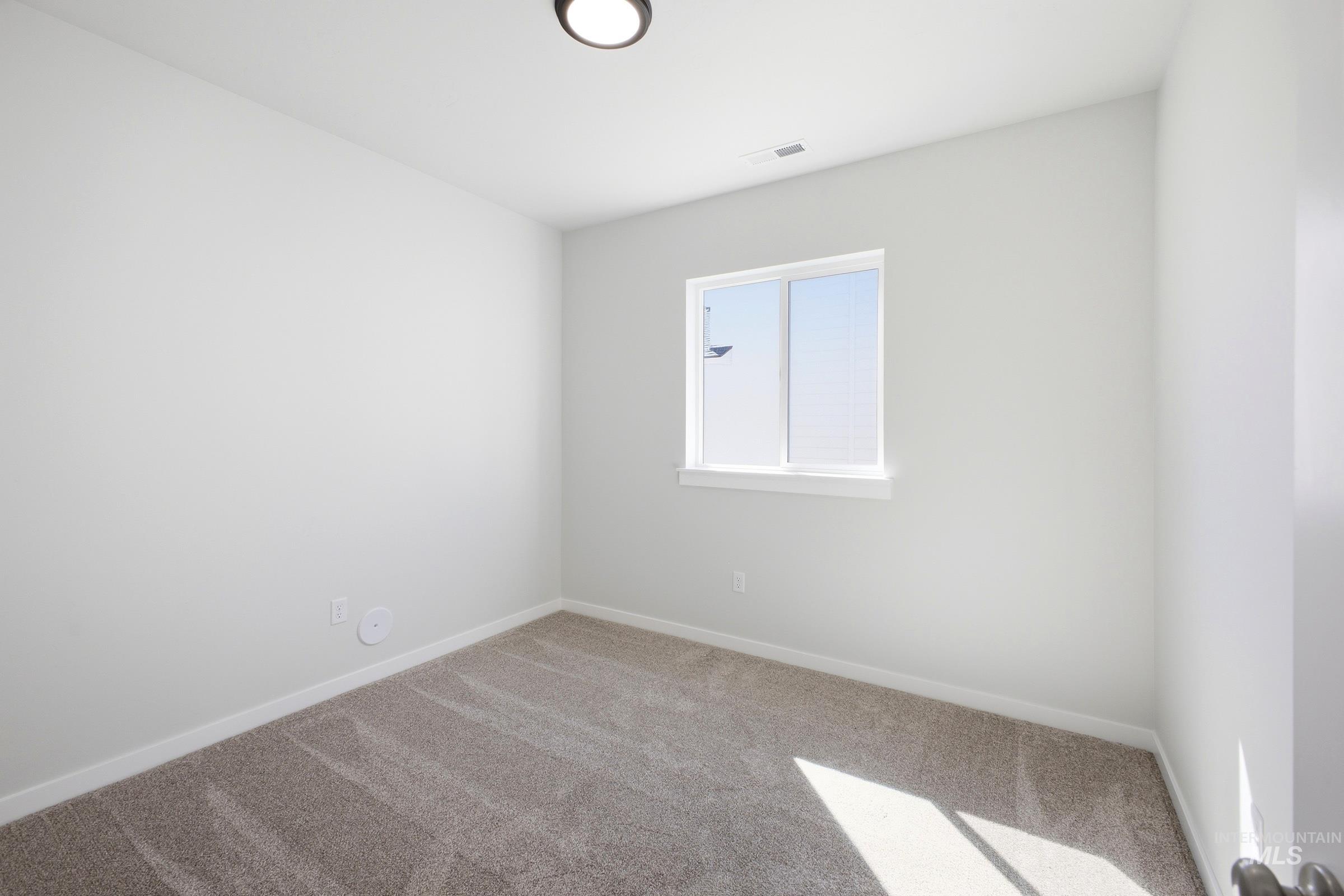 2081 S Summerson Way Property Photo 11