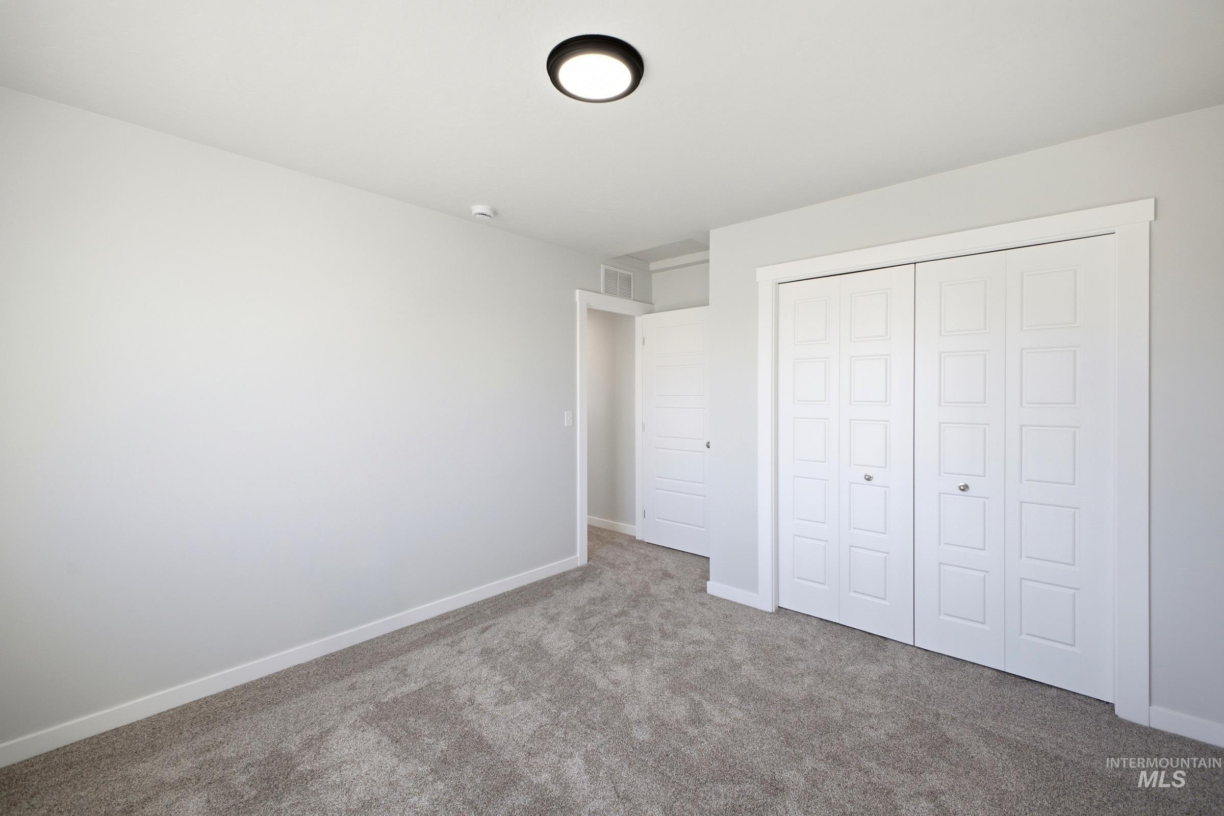 2081 S Summerson Way Property Photo 19