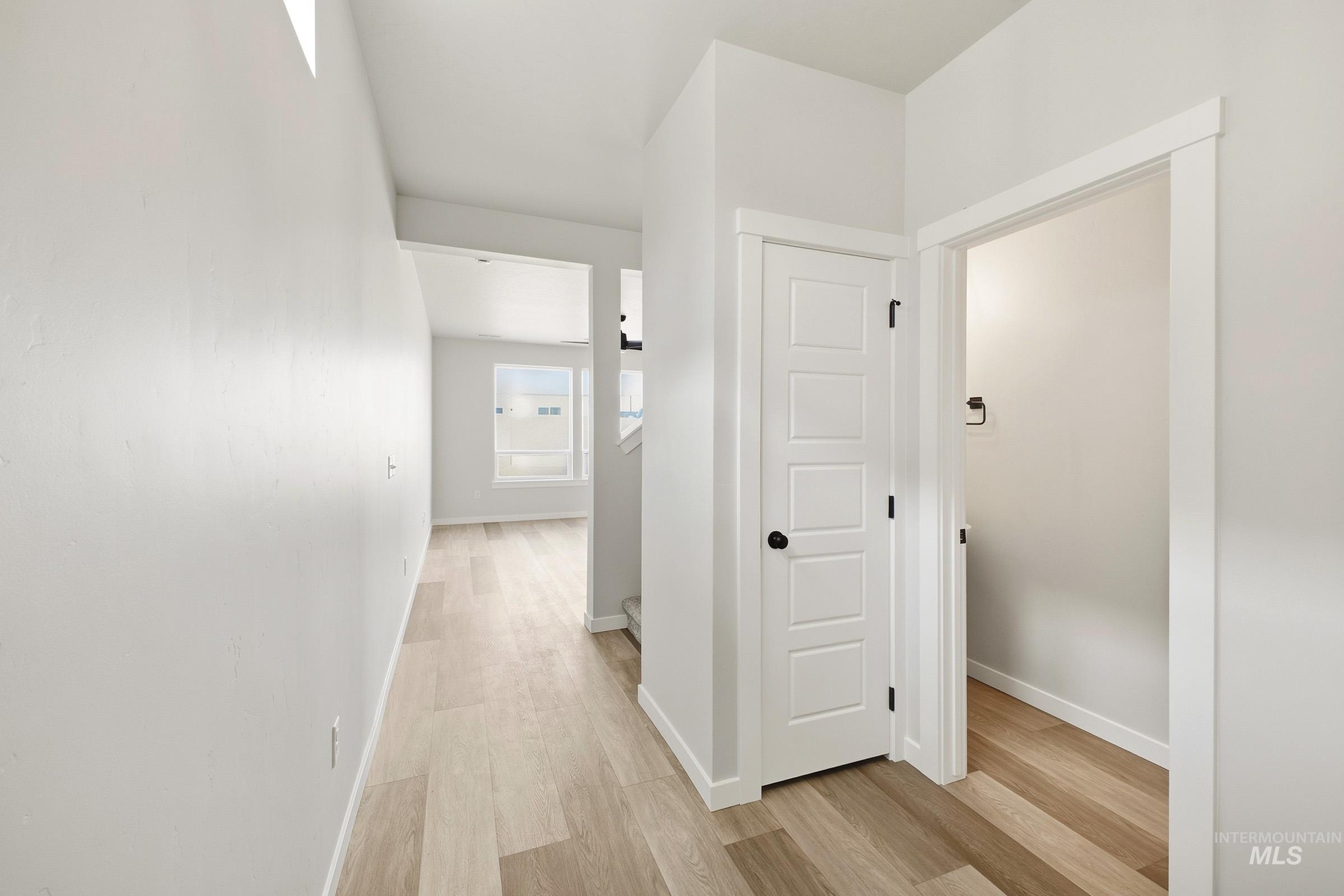 2095 S Summerson Way Property Photo 13