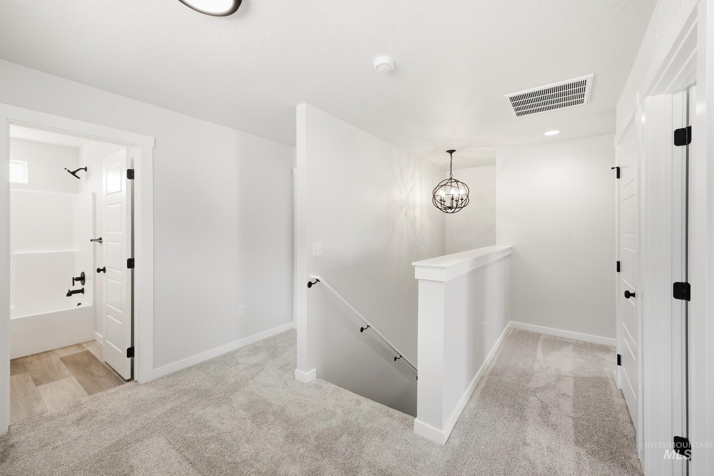 2095 S Summerson Way Property Photo 15
