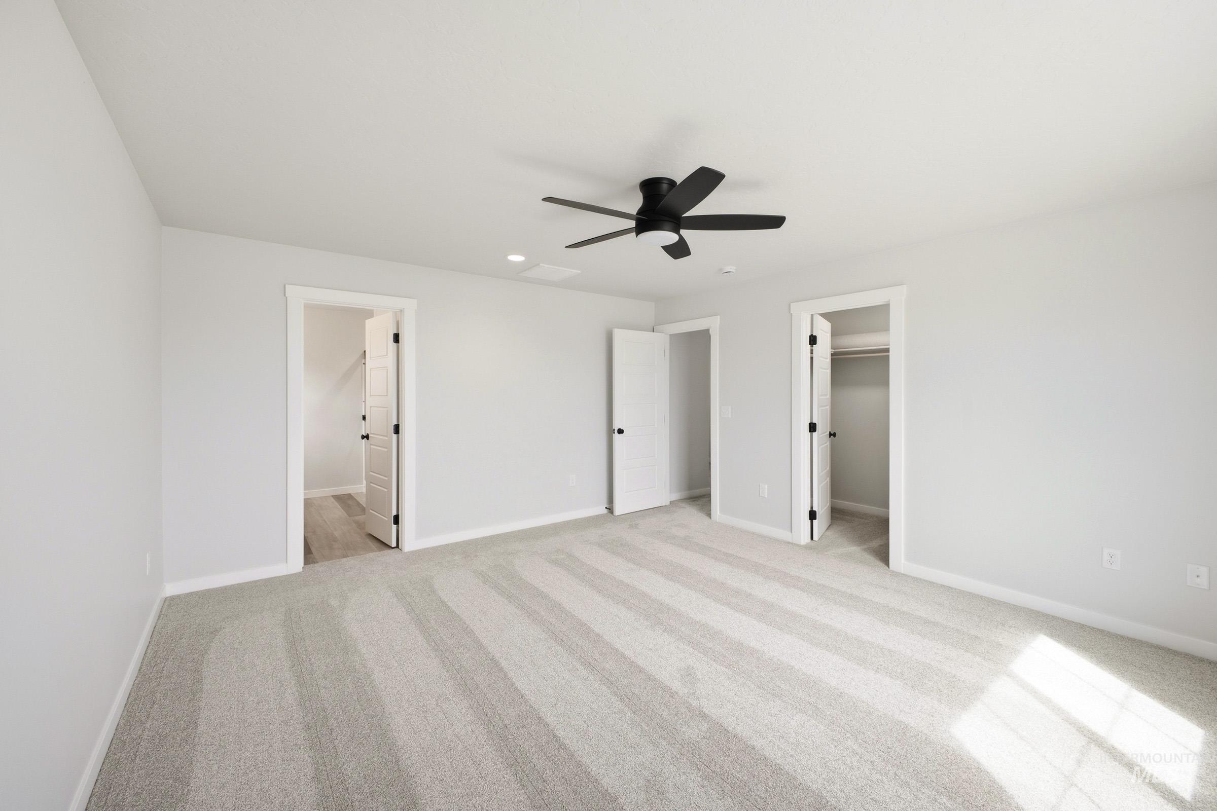 2095 S Summerson Way Property Photo 21