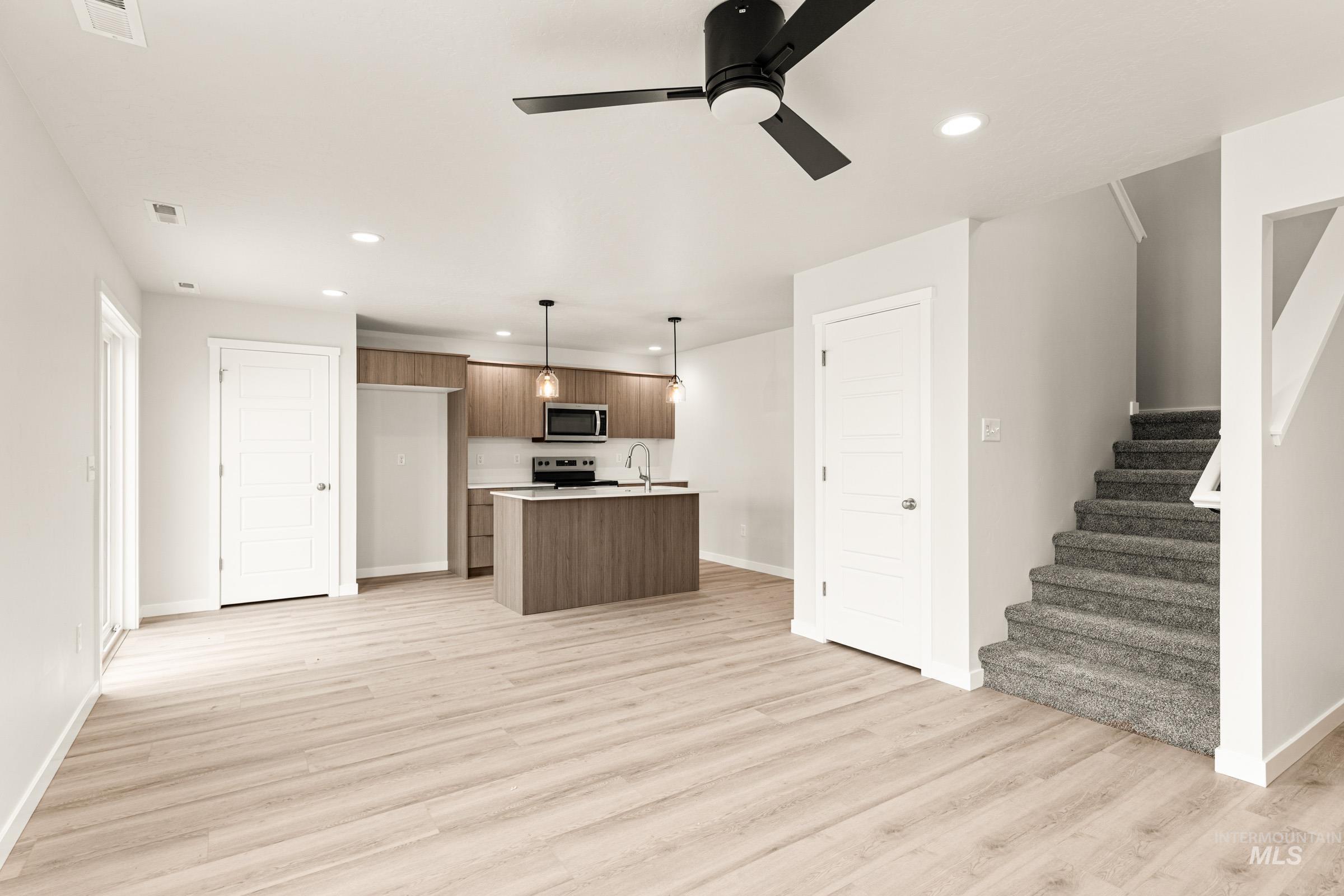16210 Andes Ave Property Photo 9