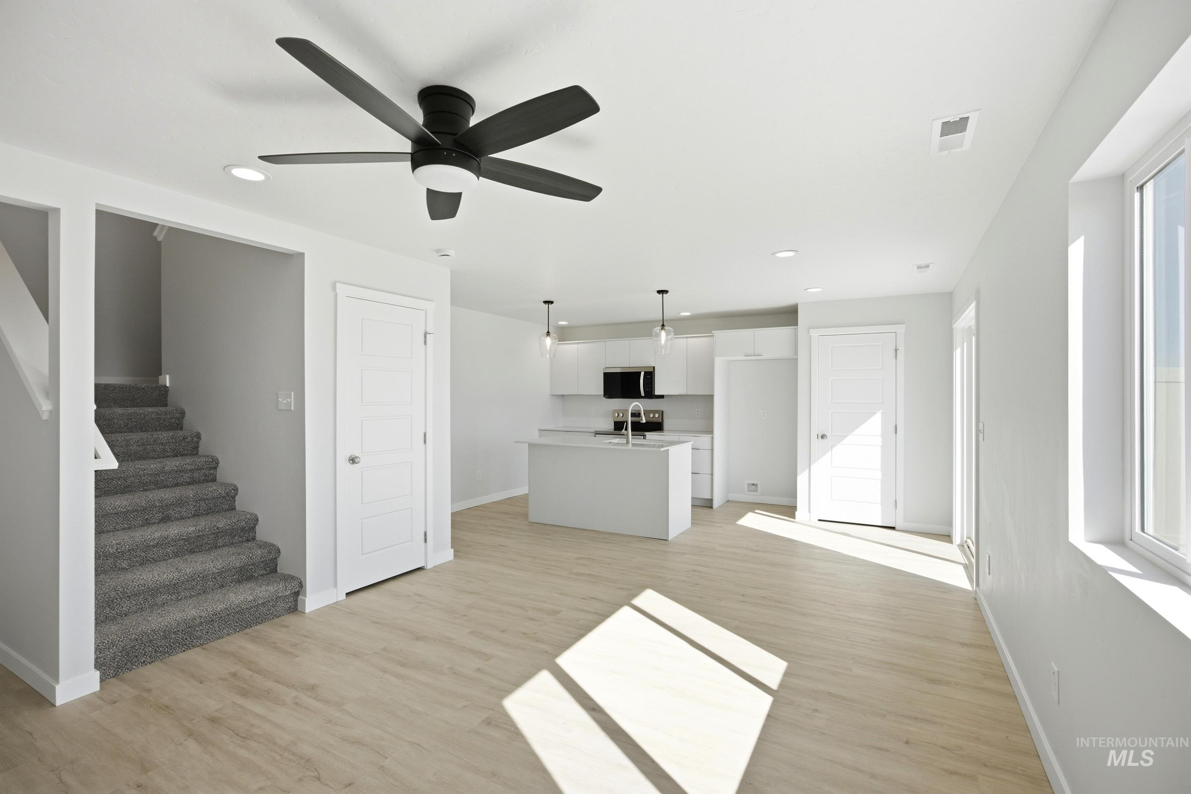 16206 Andes Ave Property Photo 9