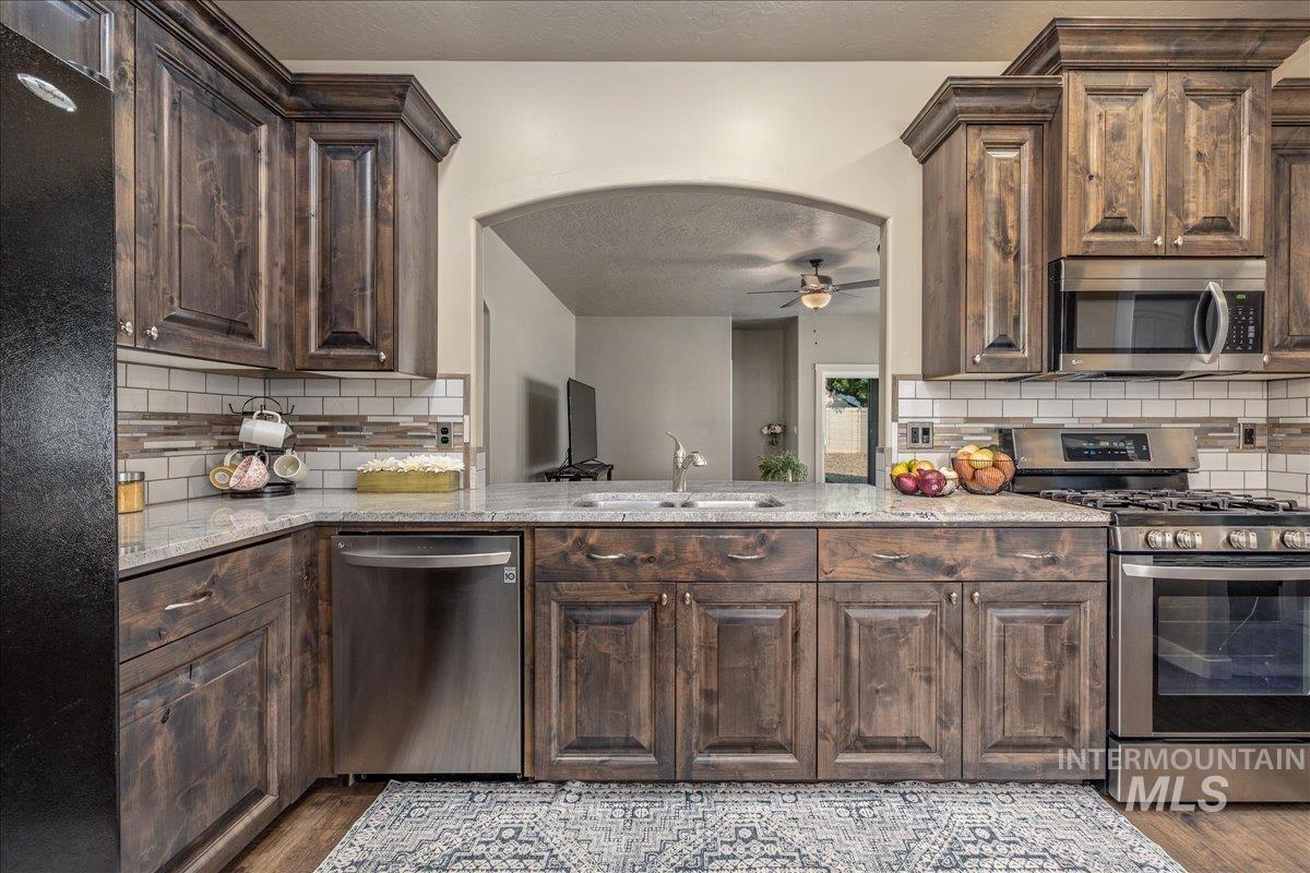 5002 S Lava Springs Loop Property Photo 9