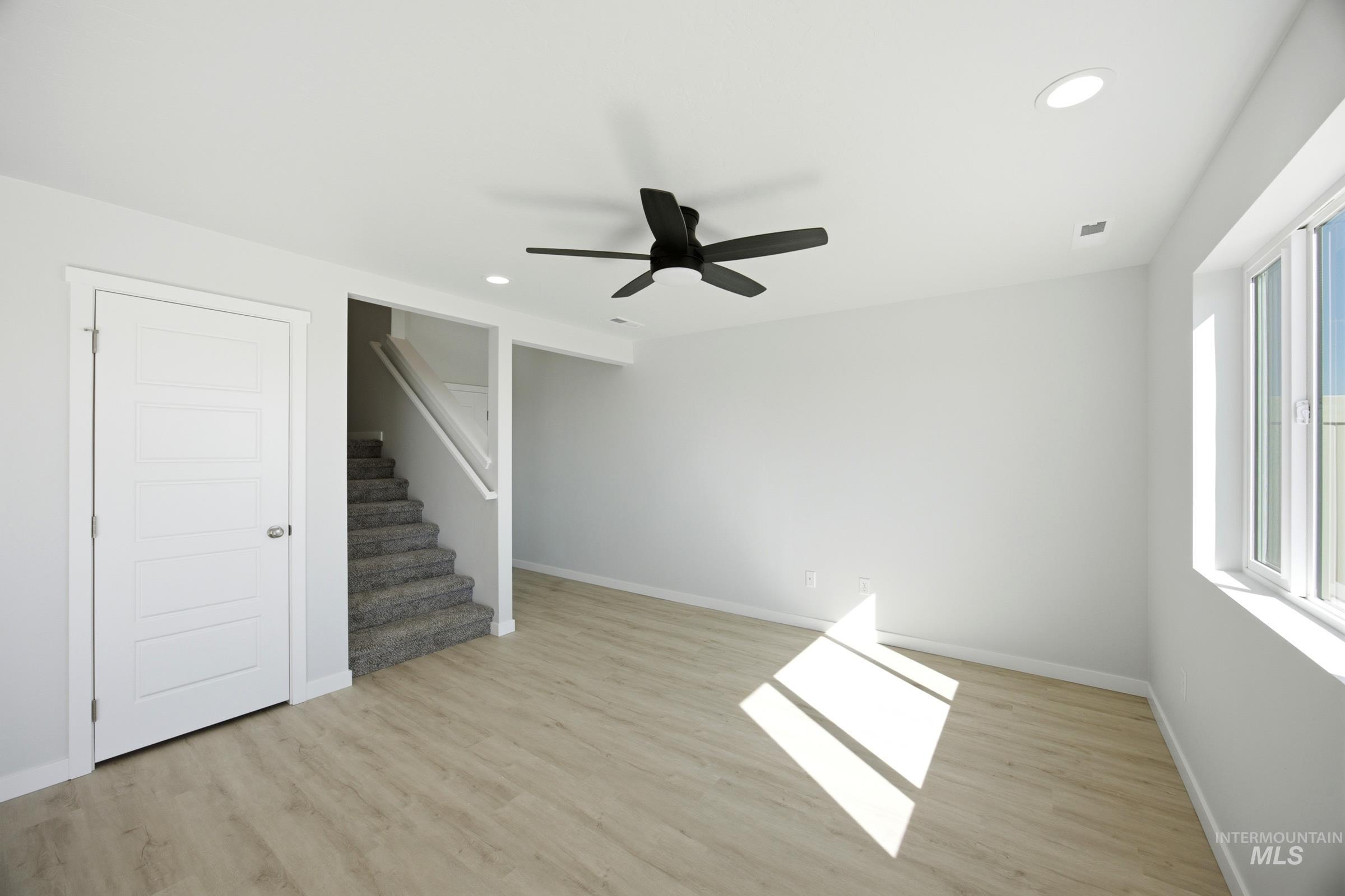 16202 Andes Ave Property Photo 7