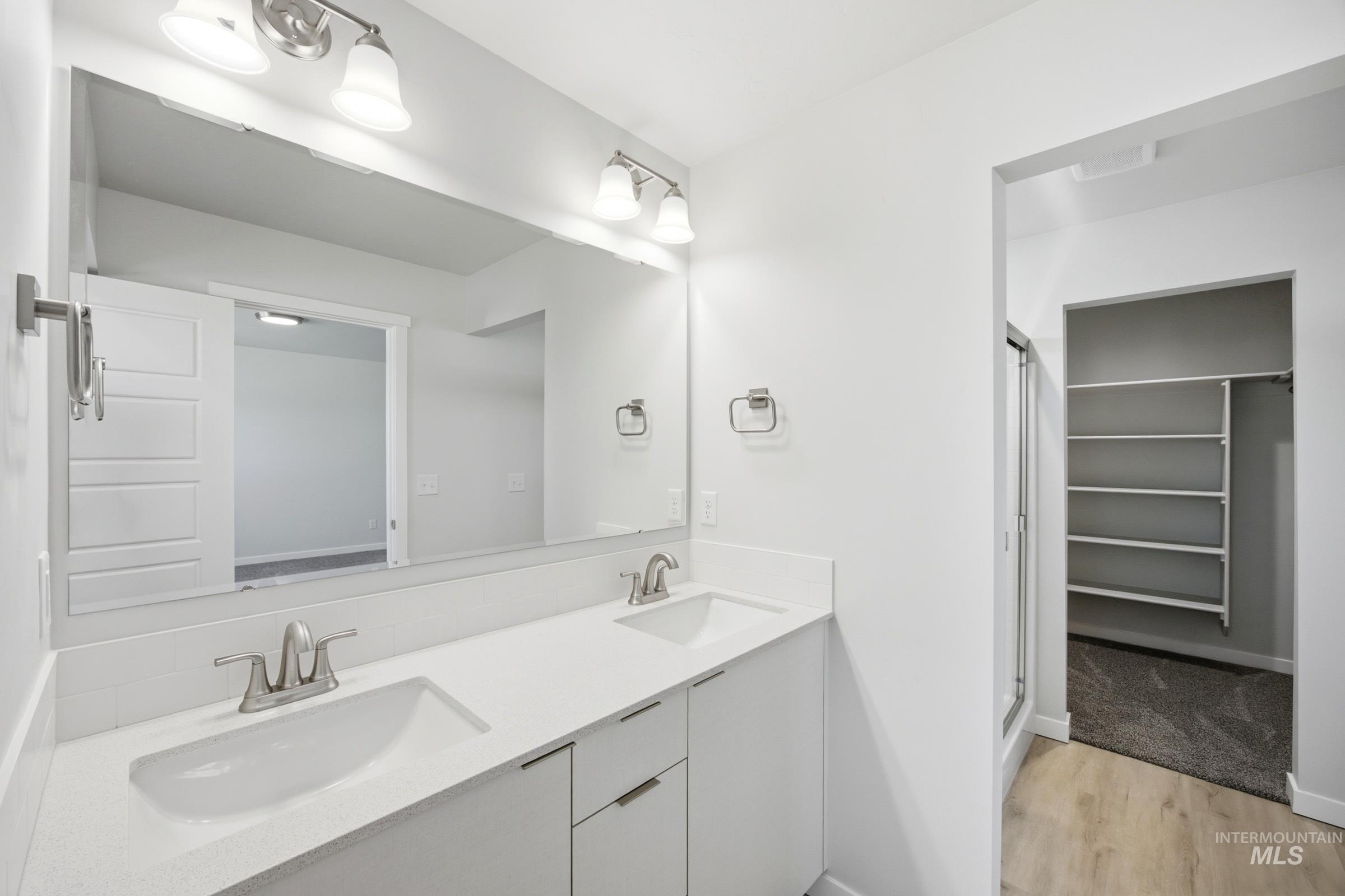 16202 Andes Ave Property Photo 19
