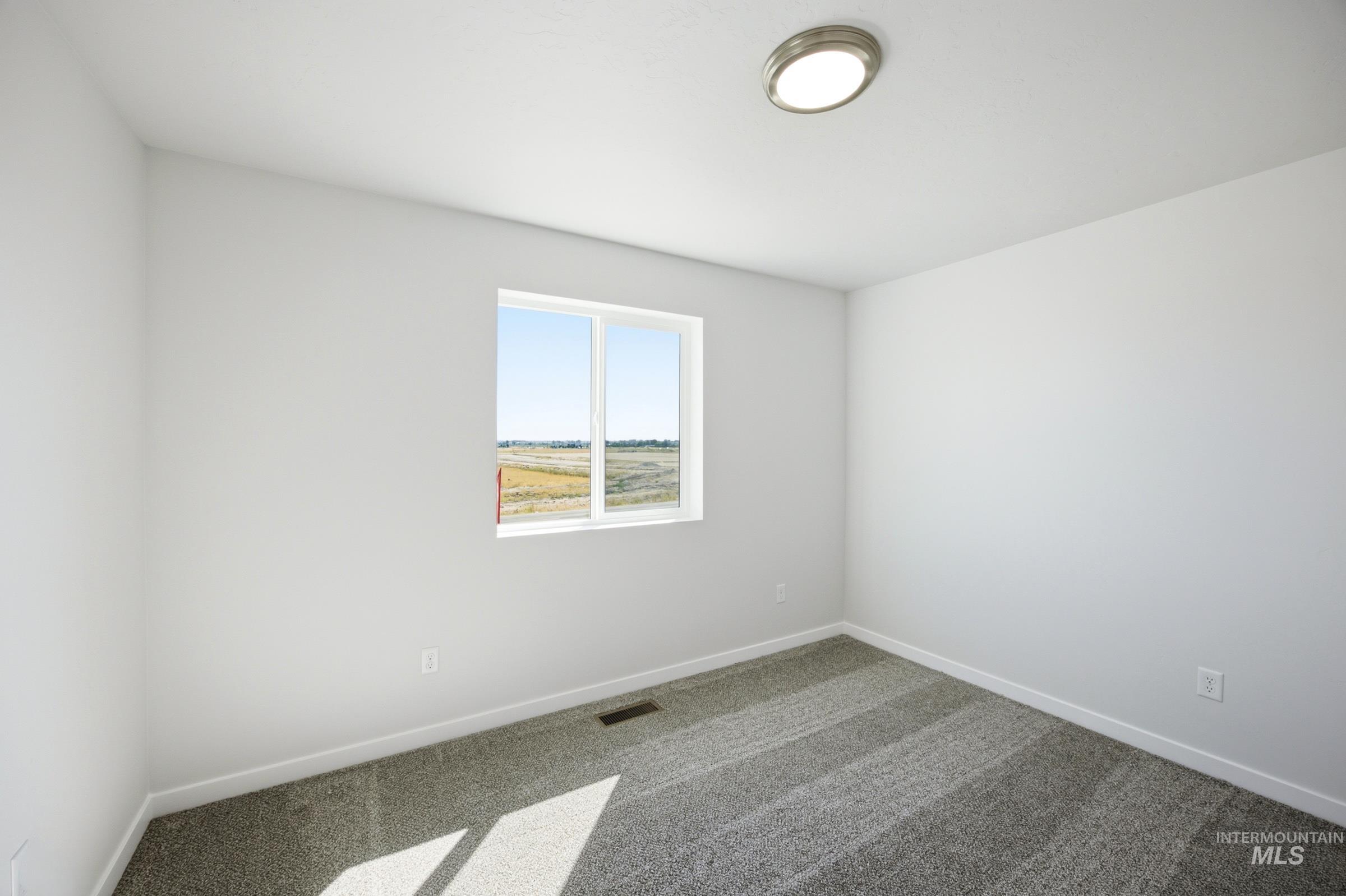 16196 Andes Ave Property Photo 11