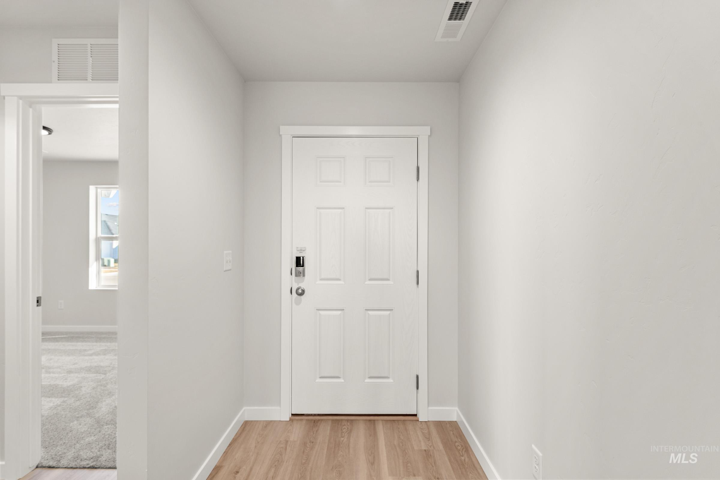 14128 Shiny Spruce St Property Photo 2
