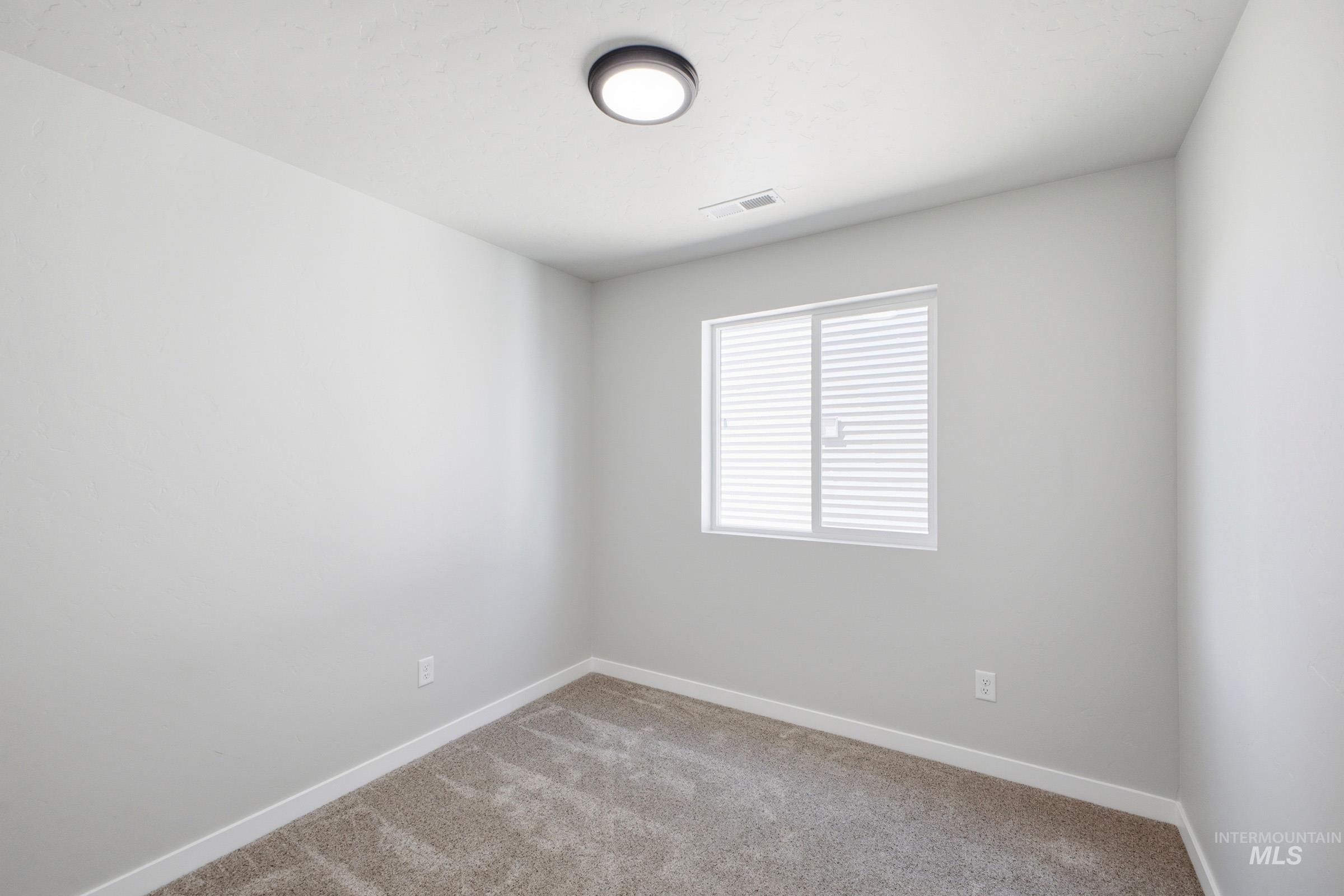 2383 W Fallon Lp Property Photo 9