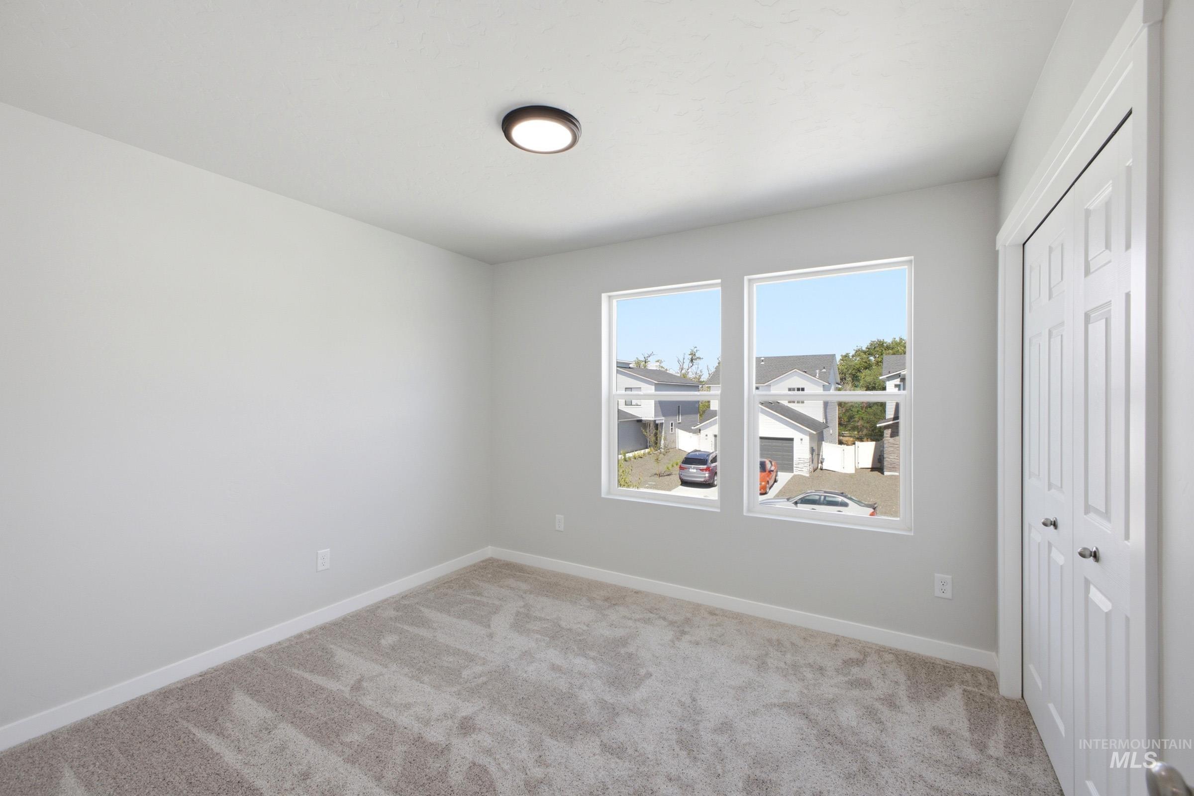 2383 W Fallon Lp Property Photo 17