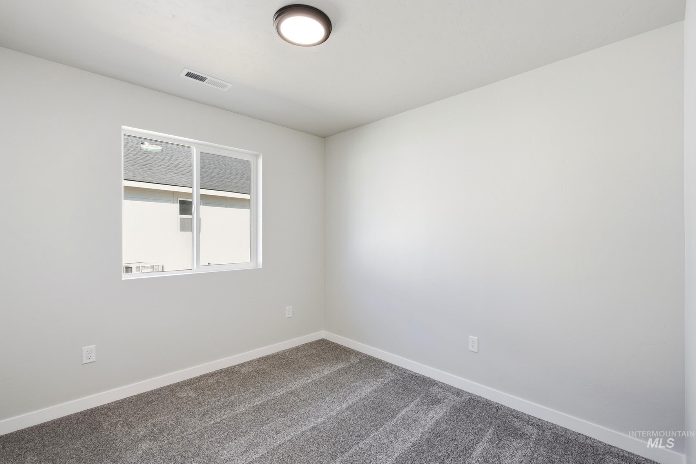4414 S Amsterdam Ave Property Photo 13