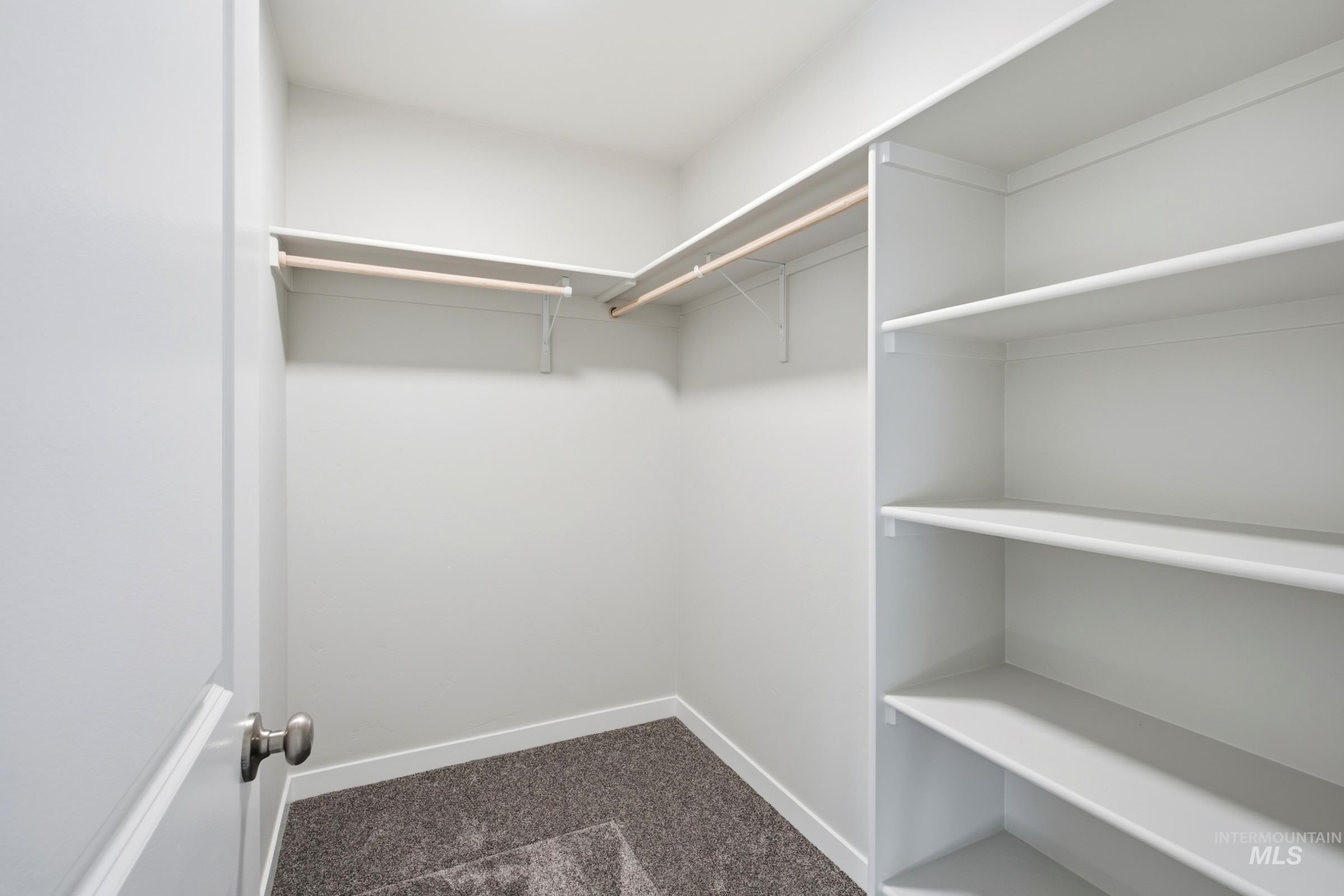 4414 S Amsterdam Ave Property Photo 16
