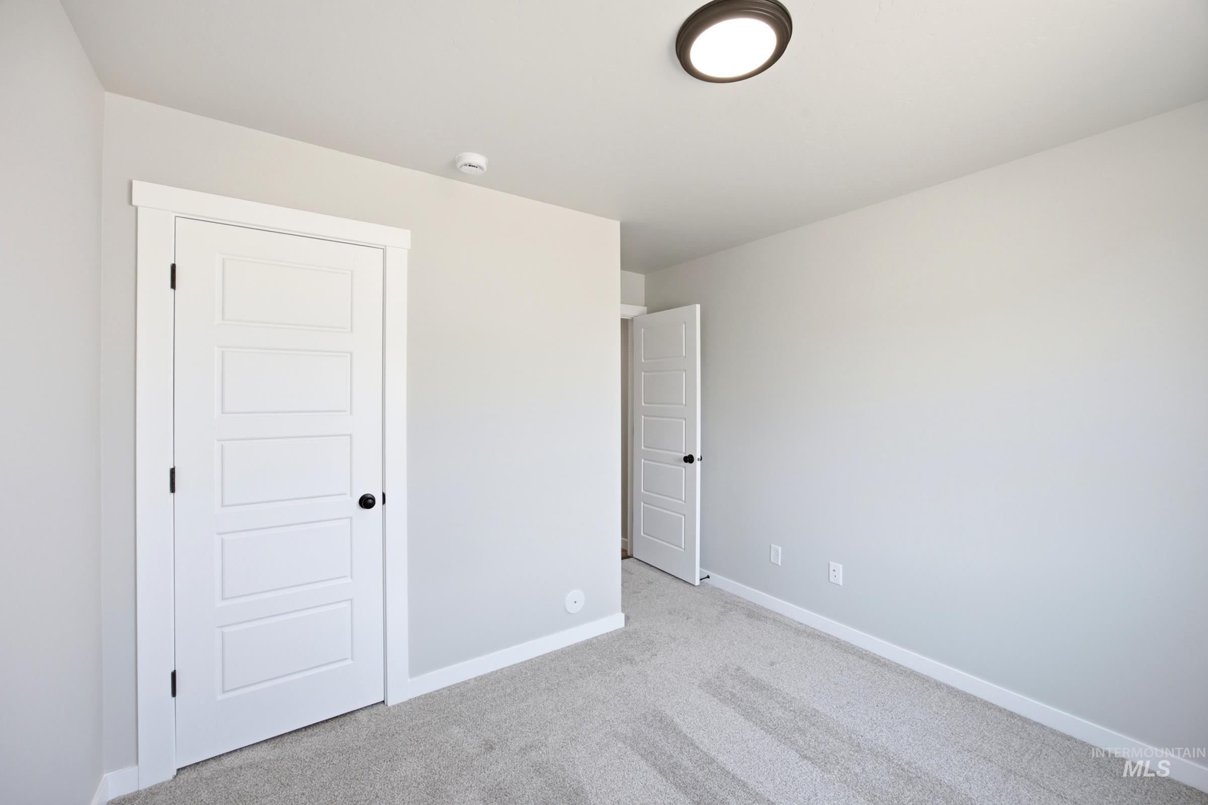 15352 Patriot Ave Property Photo 13