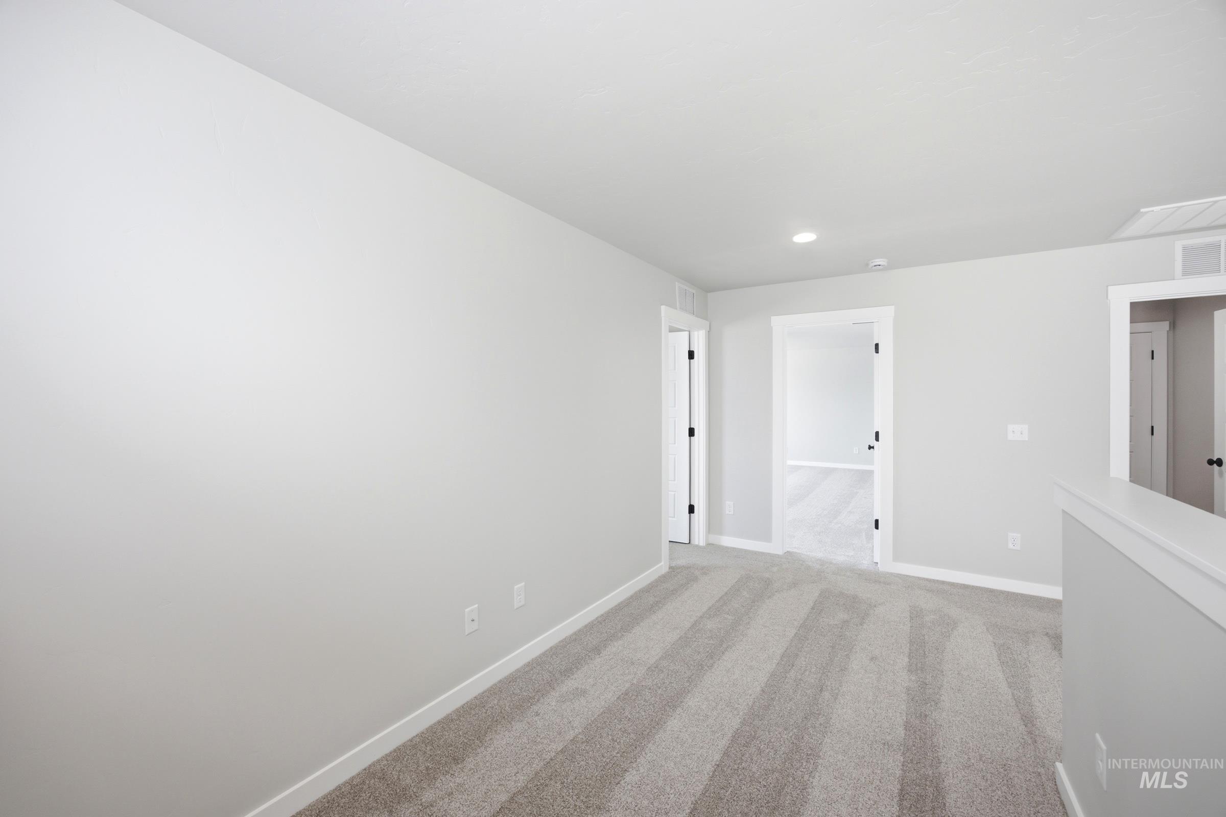 15352 Patriot Ave Property Photo 15