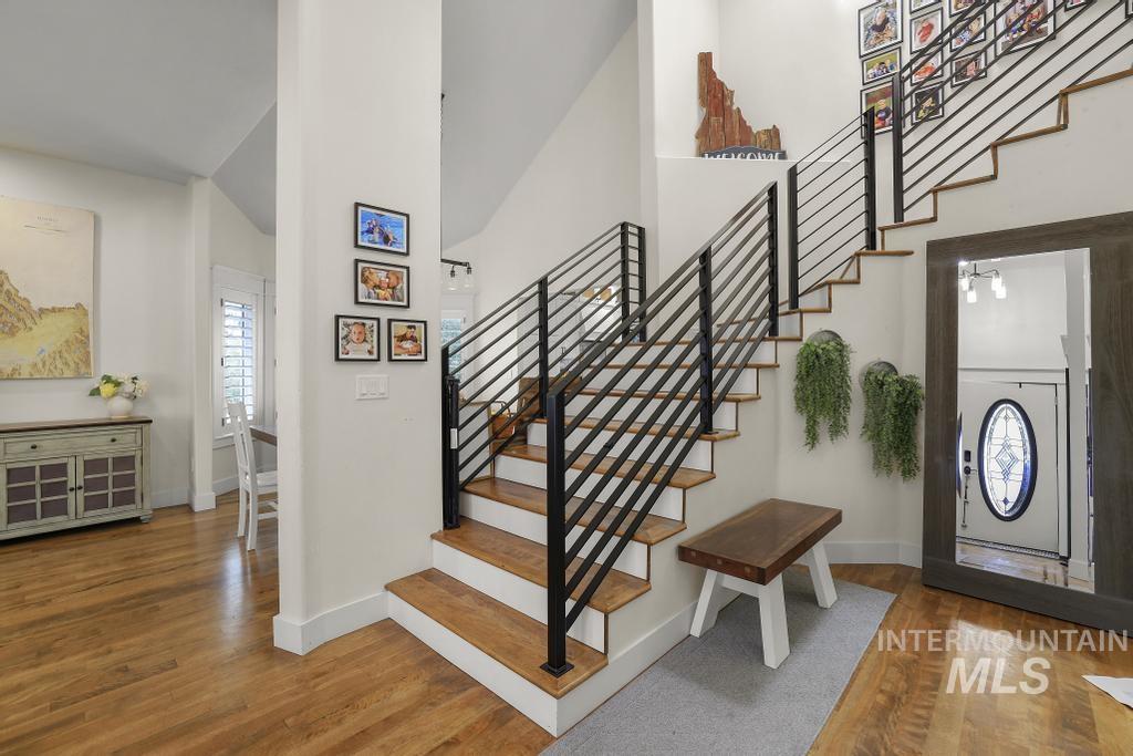 2628 Creekview Ct E. Property Photo 19