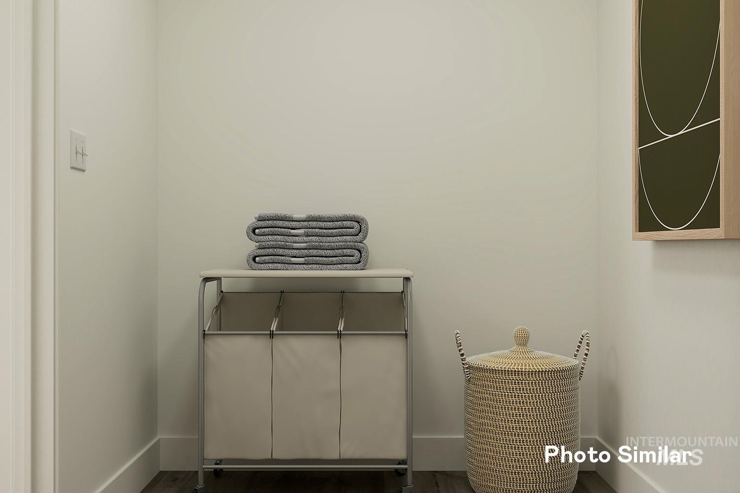 8103 W White Willow St Property Photo 25