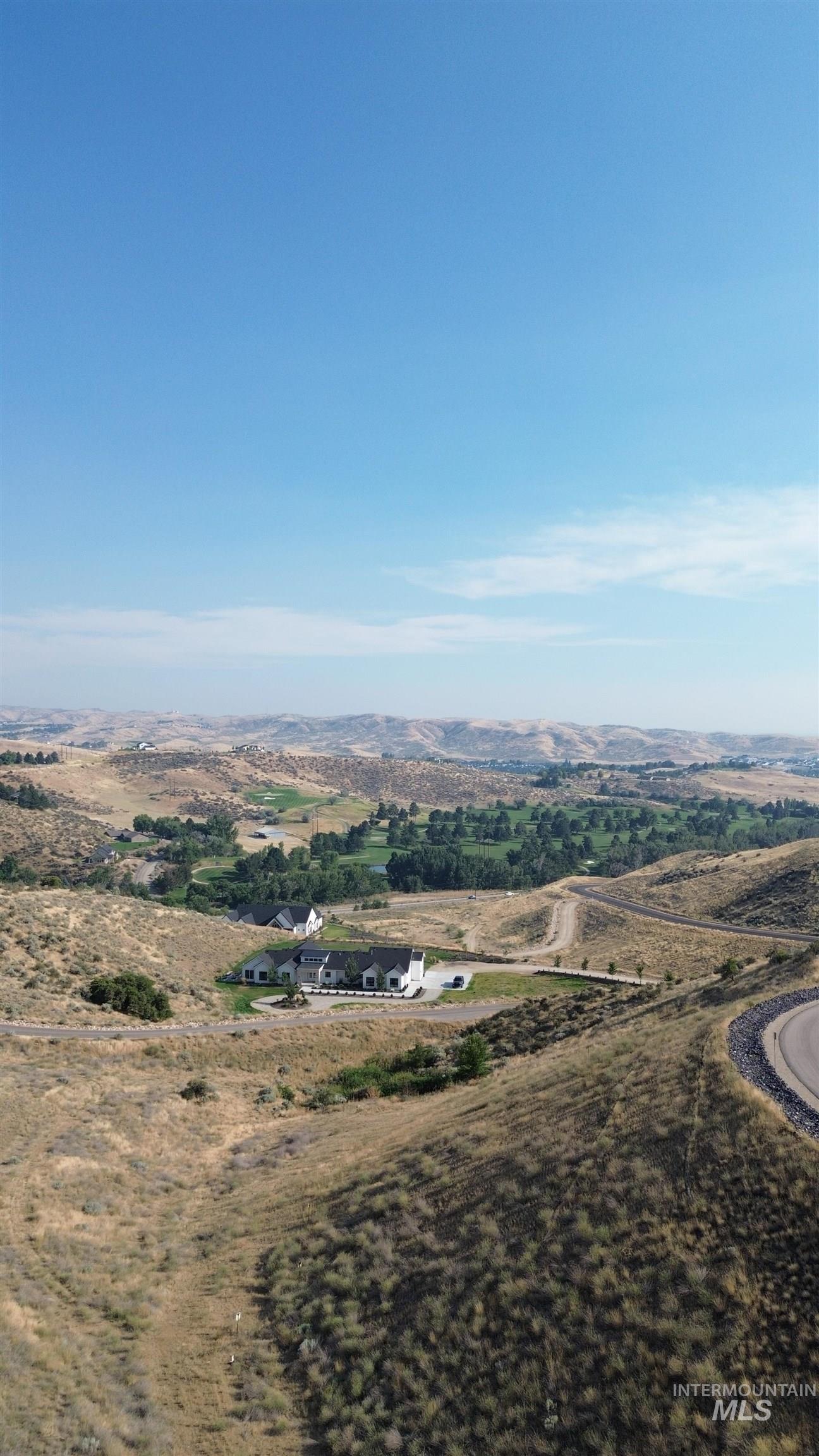 6782 N High Valley Way Property Photo 3