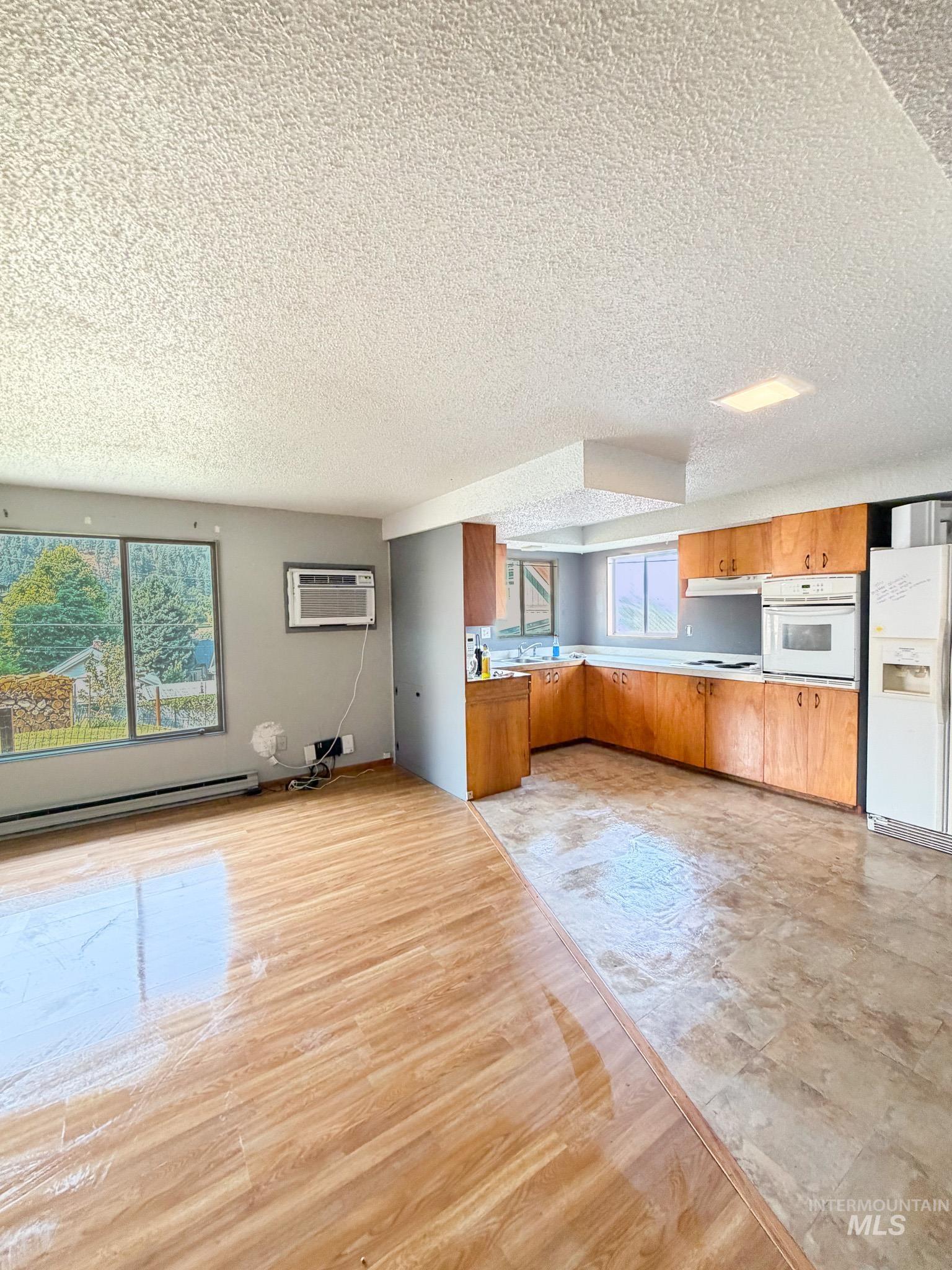 217 Tamarac Property Photo 1