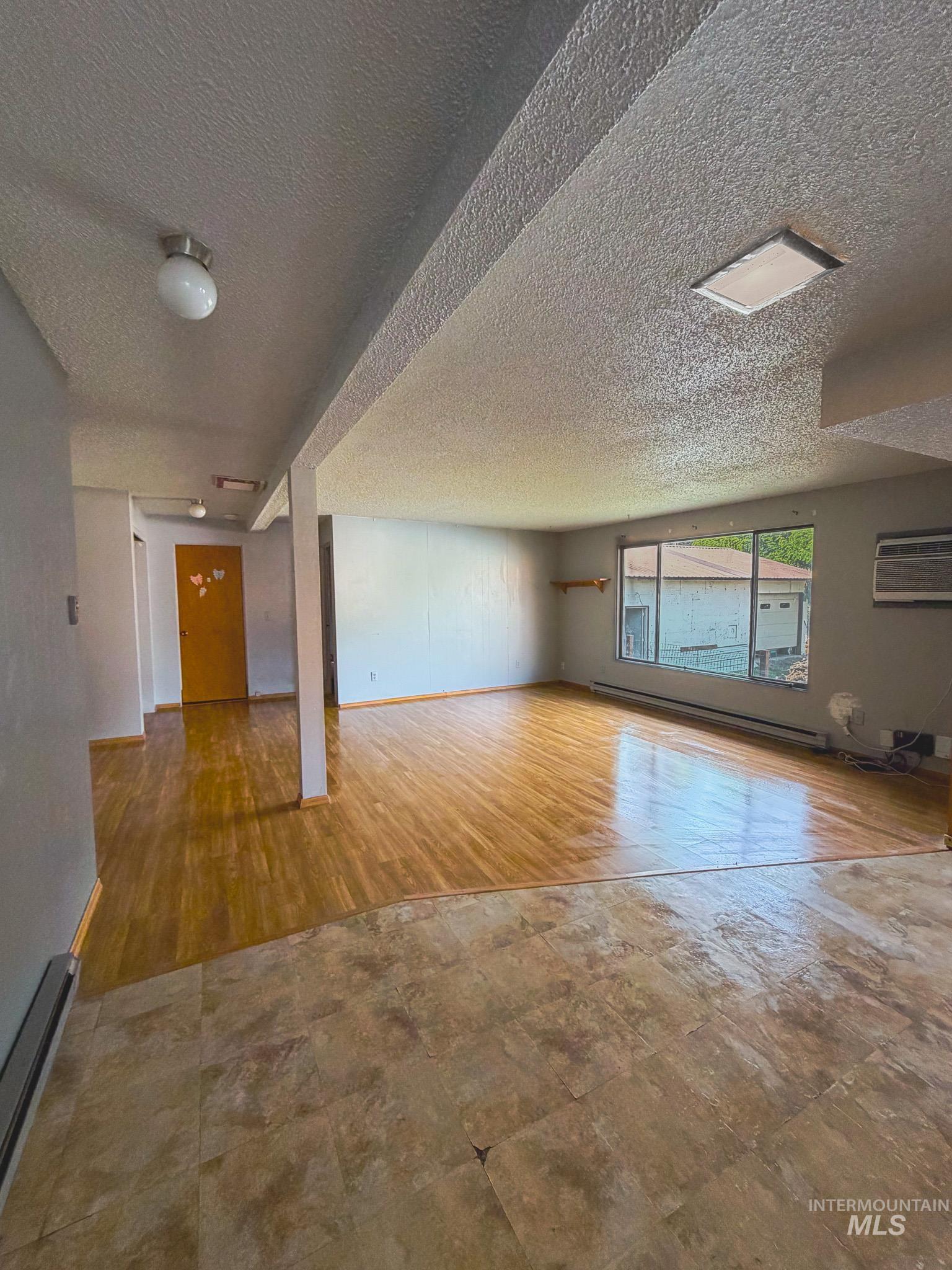 217 Tamarac Property Photo 4