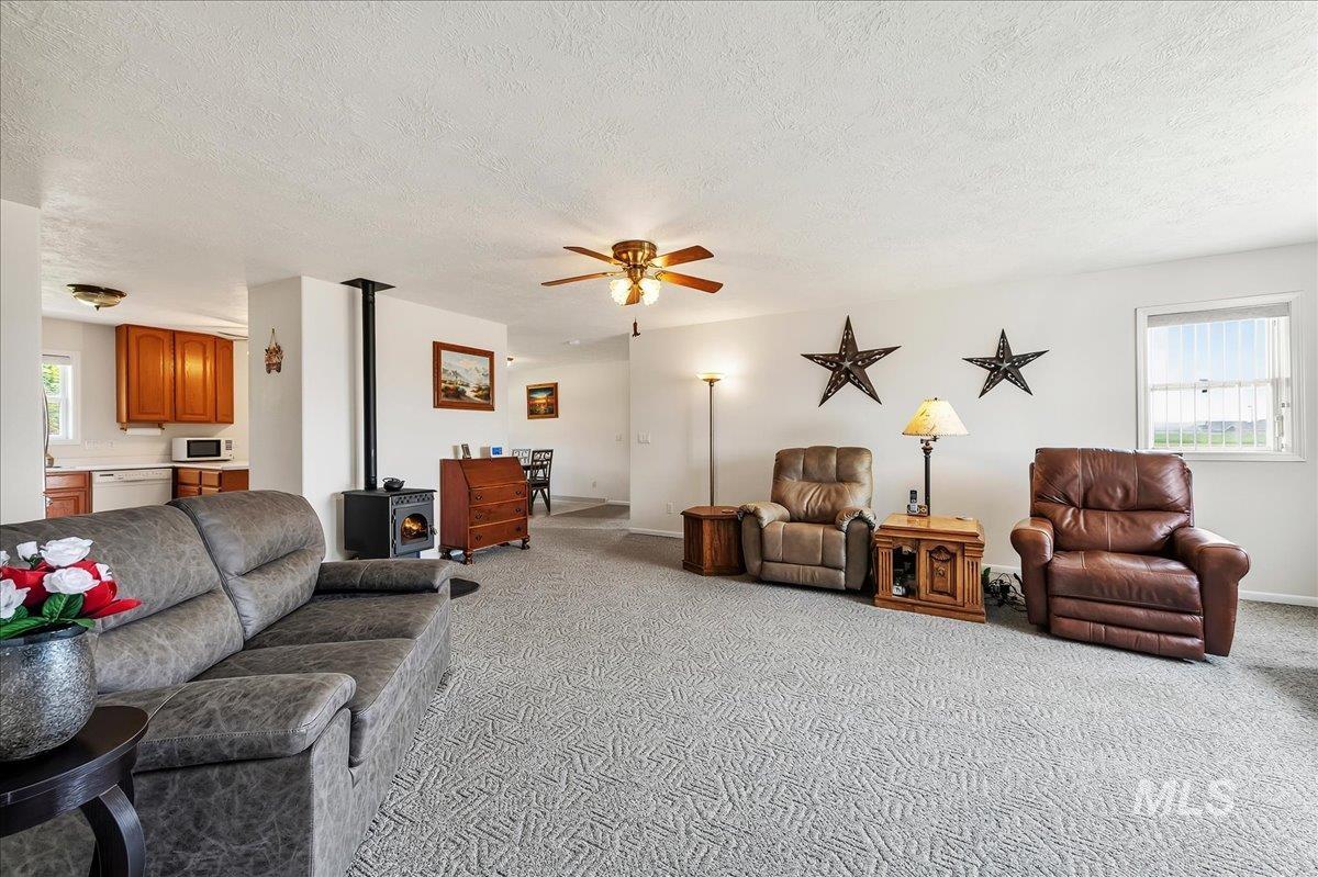 20133 Market Road Property Photo 7