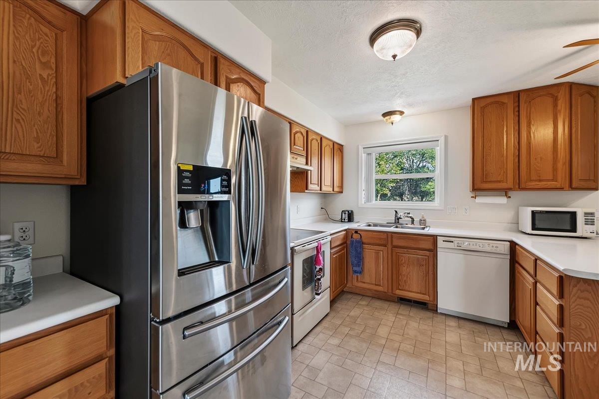 20133 Market Road Property Photo 11