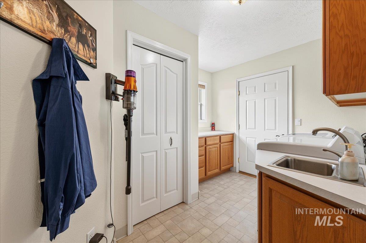 20133 Market Road Property Photo 20