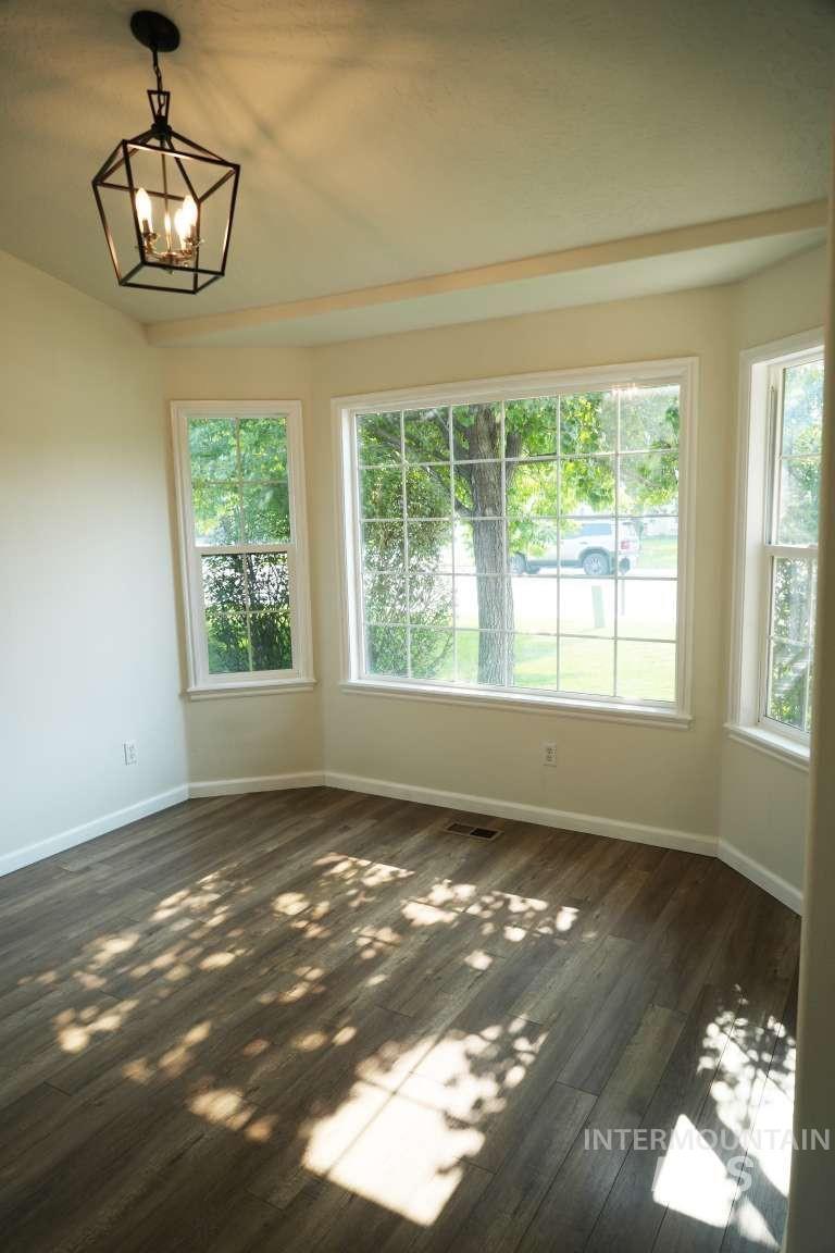 907 S Sockeye Way Property Photo 6
