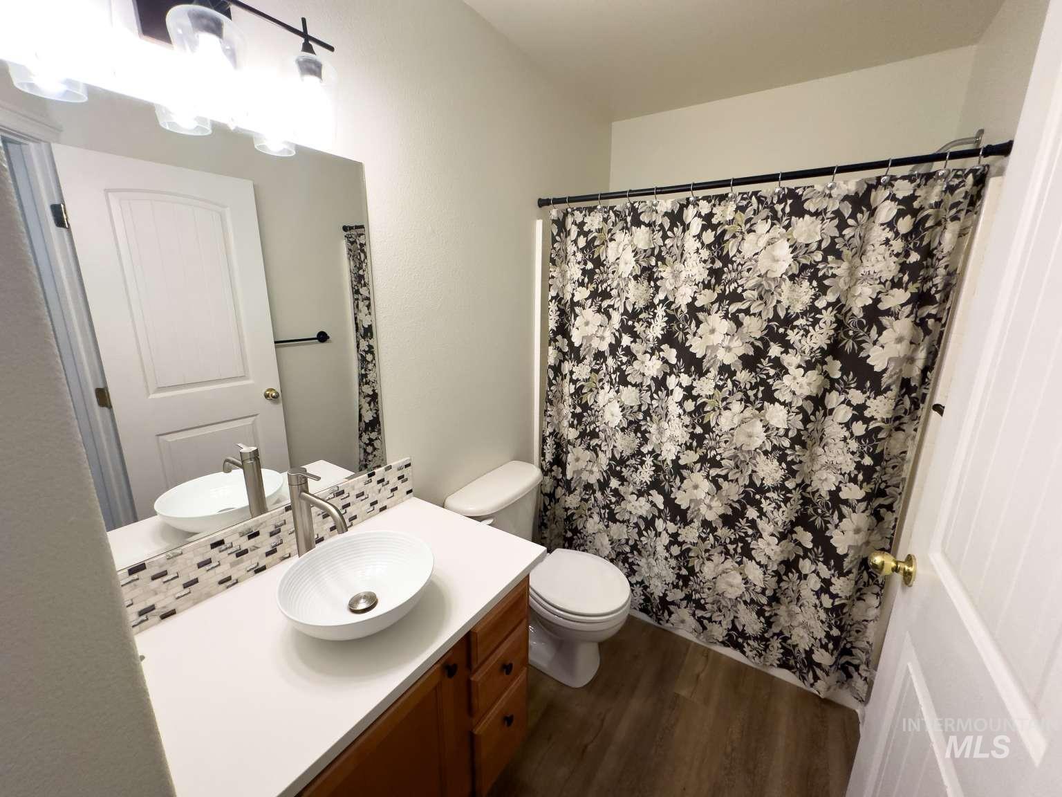 907 S Sockeye Way Property Photo 11